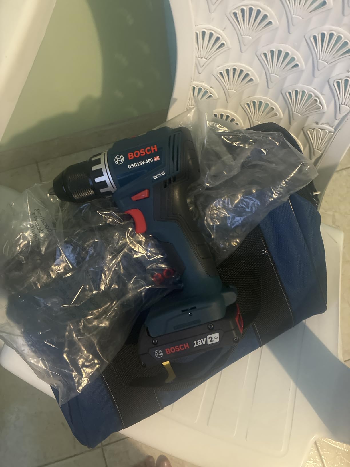 Bosch GSR18V-400B12 18V Compact Brushless 1/2 In. Drill/Driver Kit with (1) 2 Ah Standard Battery - Customer Photo 2