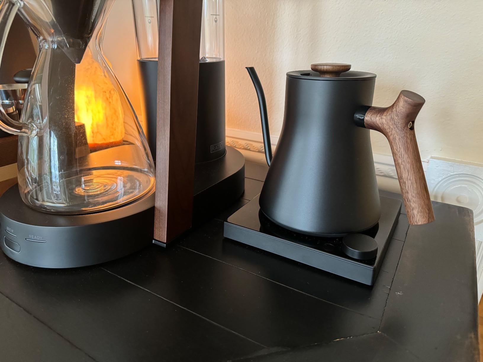 Fellow Stagg EKG Pro Electric Gooseneck Kettle – Precise Temperature Control, Quick Heating, Brew Timer, Scheduling, Stainless Steel, Pour-Over Coffee - 0.9L, Matte Black - Customer Photo 1