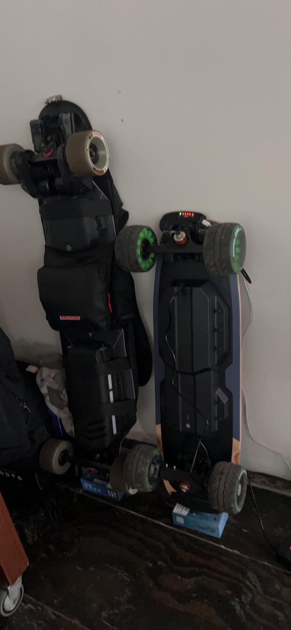MEEPO Mini Series Electric Skateboard with Remote, Up to 26-32 MPH Top Speed, 11-24Miles Range,330 Pounds Max Load, 30-34 Inches Maple Cruiser for Adults and Teens, Mini5 MINI3 Max Edge Flow - Customer Photo 2