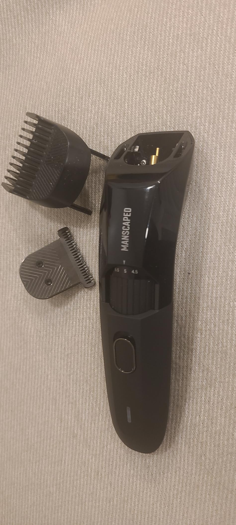 MANSCAPED The Beard Hedger Men's Premium Beard Trimmer, 20 Length Adjustable Blade Wheel, Stainless Steel T-Blade for Precision Facial Hair Trimming, Cordless Waterproof Wet/Dry Clipper - Customer Photo 2