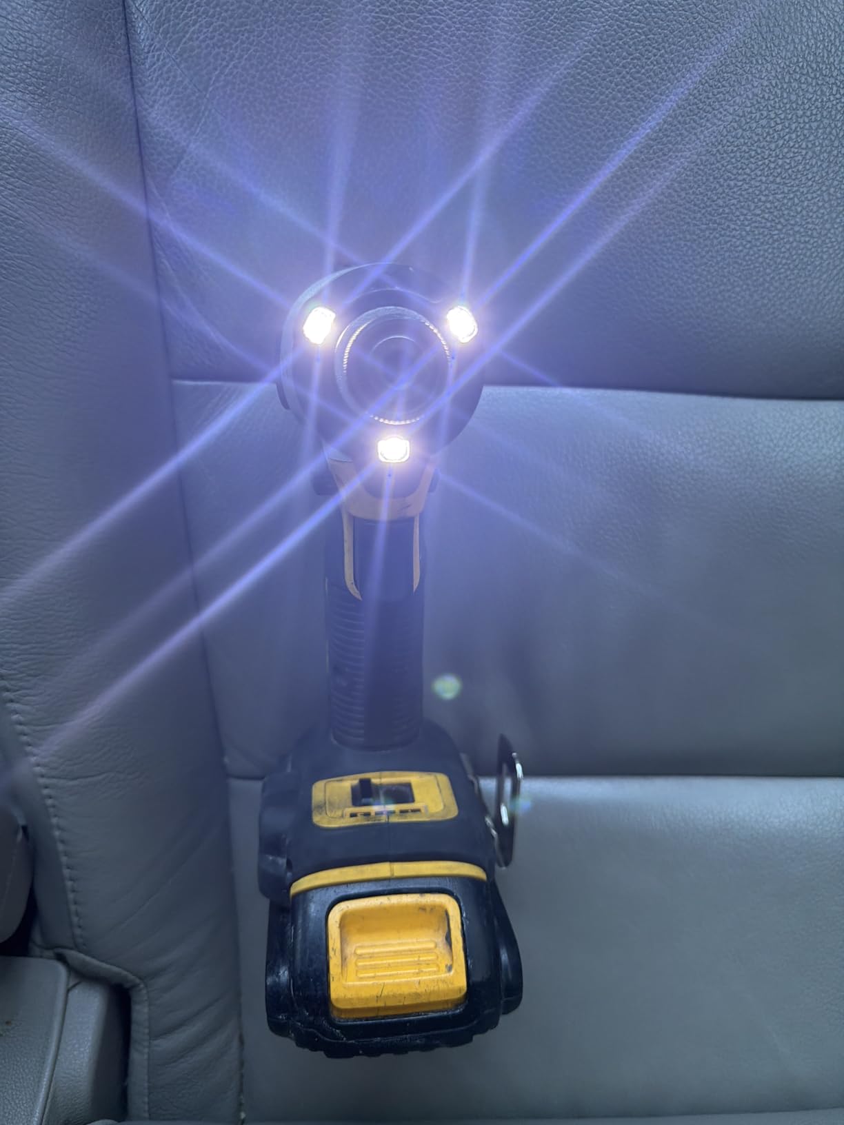 DEWALT 20V MAX XR Impact Driver, 1/4 Inch High Torque Brushless 3 Speed Premium Cordless with LED Light, Extended Runtime, Tool Only (DCF845B) - Customer Photo 1