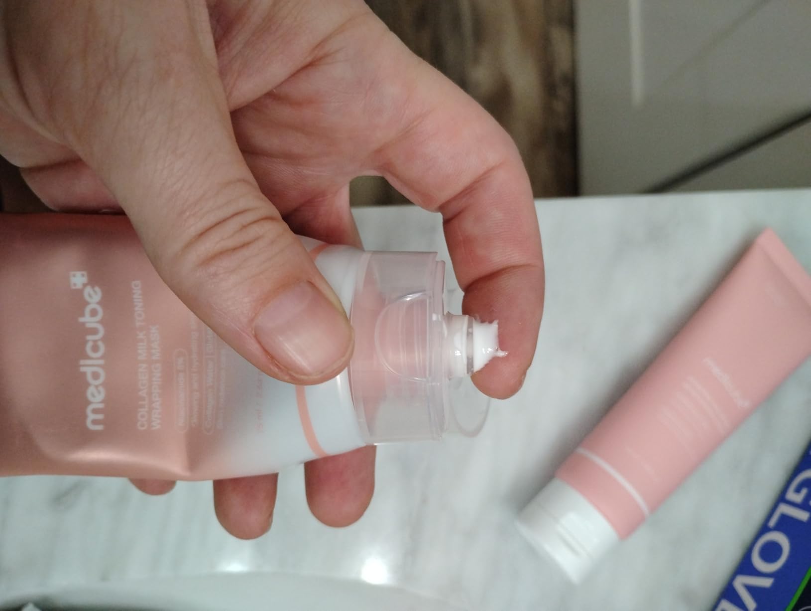 medicube Wrapping Mask Collagen Overnight Peel Off Facial Mask | Elasticity & Hydration Care, Reduces Sagging & Dullness | Hydrolyzed Collagen For Glowing Skin | Korean Skin Care, 2.53 fl.oz customer photo 1