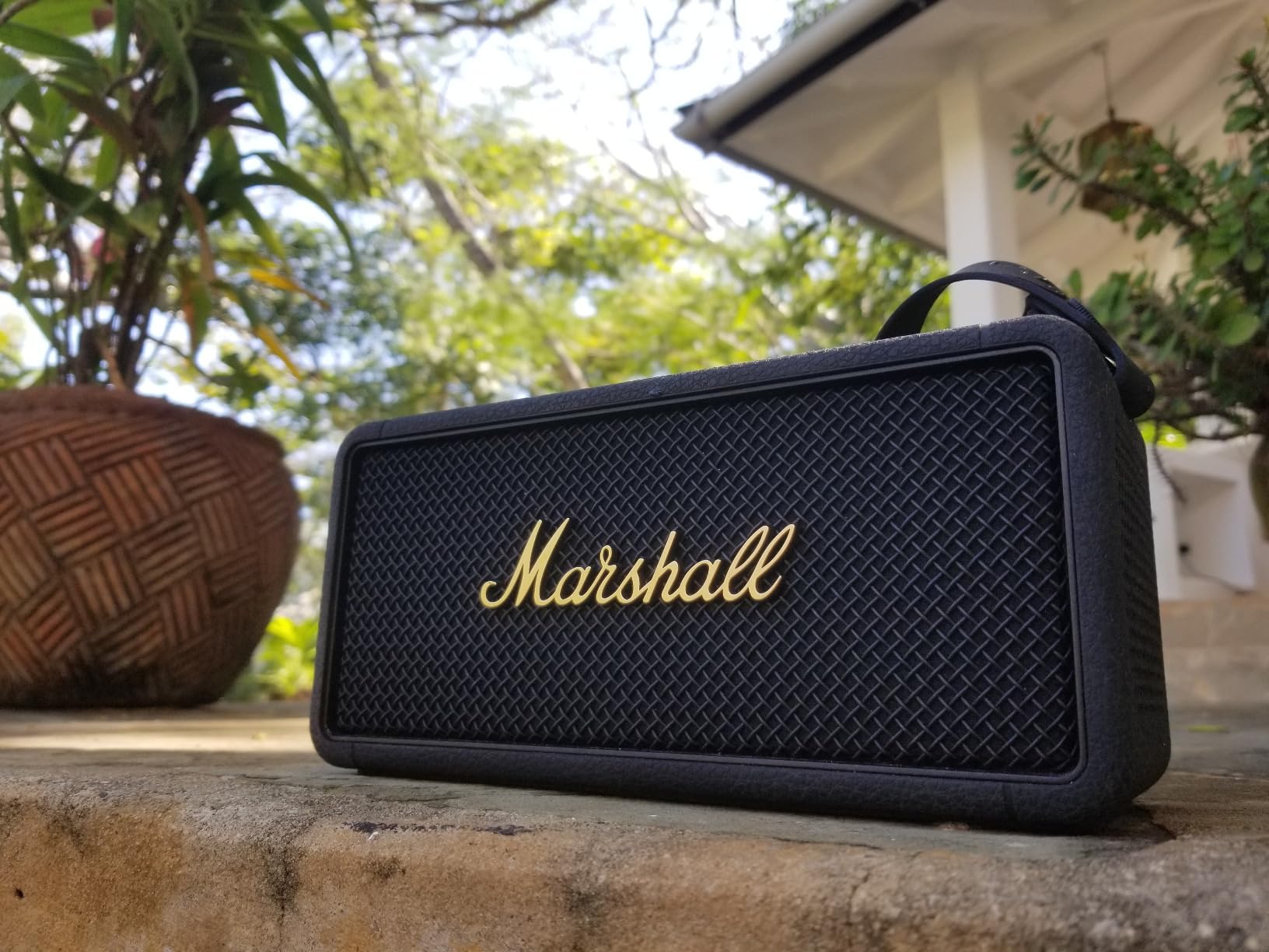 Marshall Middleton Portable Bluetooth Speaker, Black and Brass Customer Review Marshall Middleton Portable Bluetooth Speaker, Black and Brass - Customer Photo 2