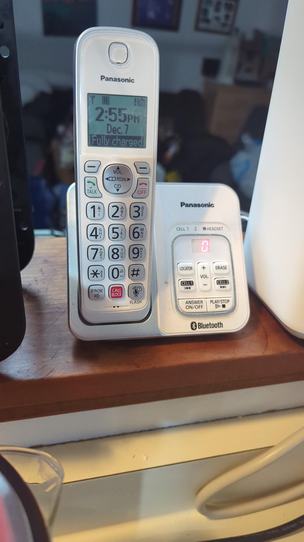 Panasonic Cordless Phone with Answering Machine, Advanced Call Block, Bilingual Caller ID and High-Contrast Display, Expandable System with 2 Handset Cordless Telephones - KX-TGD832M (Metallic Black) Customer Review Panasonic Cordless Phone with Answering Machine, Advanced Call Block, Bilingual Caller ID and High-Contrast Display, Expandable System with 2 Handset Cordless Telephones - KX-TGD832M (Metallic Black) - Customer Photo 1