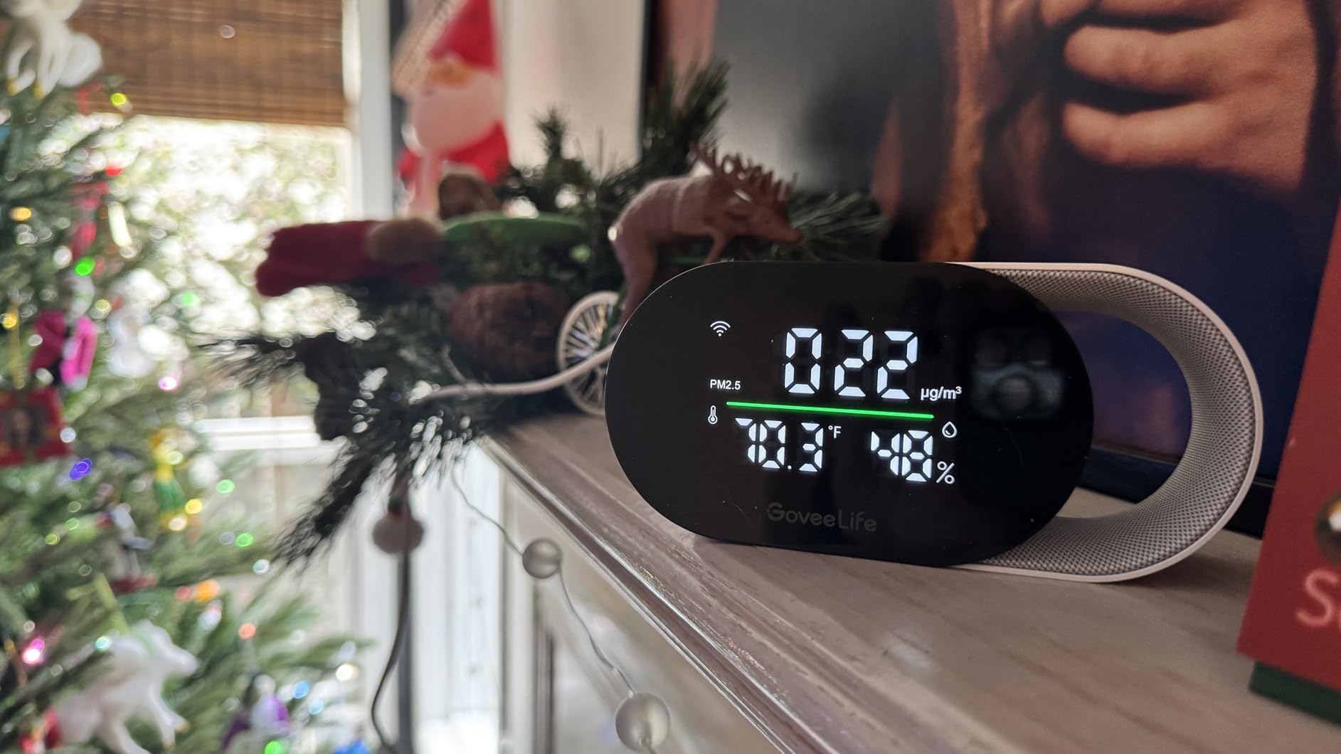 GoveeLife Smart Air Quality Monitor with PM2.5, WiFi, Temperature & Humidity Sensors, LED Display, 2s Refresh, 2-Year Data Storage, for Home & Office Wired - Customer Photo 1