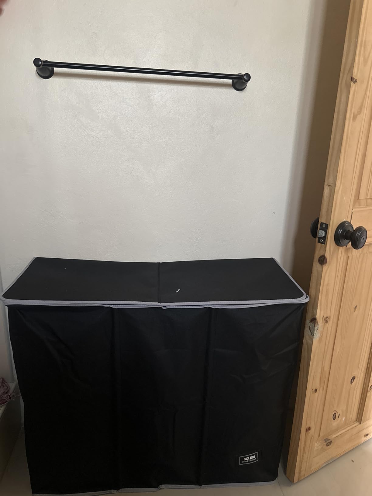 SOLEDI 180L Laundry Hamper 3 Section, Extra Large Laundry Hamper with Lid, Dirty Clothes Hamper with Sturdy Handle, Large Laundry Basket Organizer for Laundry Room, Bedroom, Hampers for Laundry - Customer Photo 1