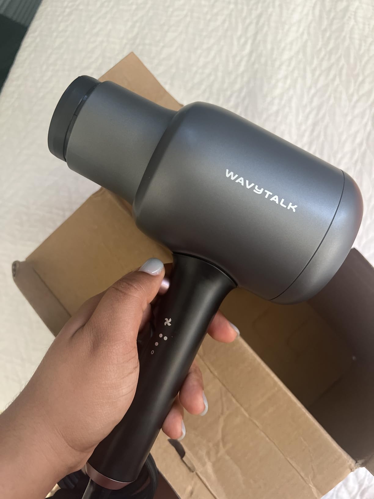 Wavytalk Hair Dryer with Diffuser, Blown Away Ionic Hair Dryer for Curly Hair with Comb, 1875W Fast Drying Blow Dryer with Ceramic Technology, 3 Attachments for All Hair Types, Light and Quiet, Black customer photo 2
