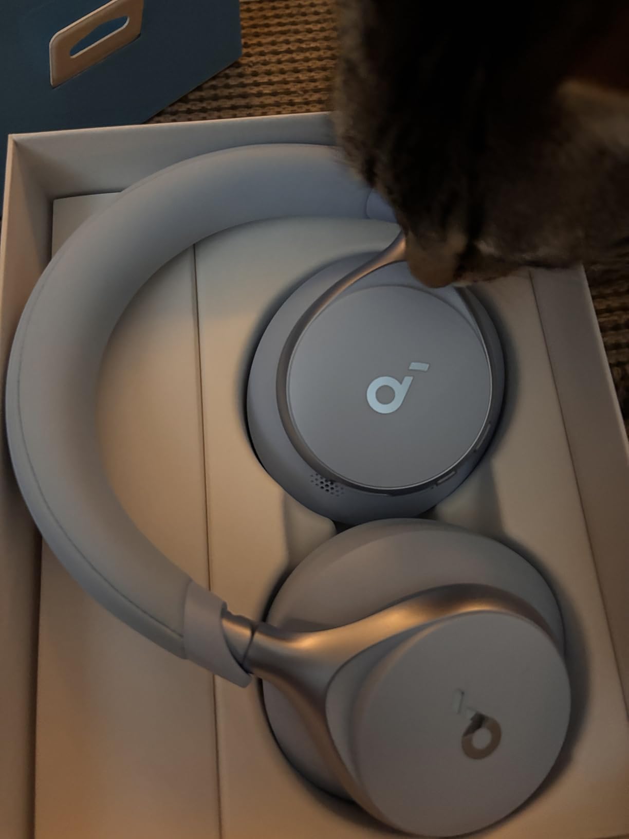 Soundcore by Anker, Space One, Active Noise Cancelling Headphones, 2X Stronger Voice Reduction, 40H ANC Playtime, App Control, LDAC Hi-Res Wireless Audio, Comfortable Fit, Clear Calls, Bluetooth 5.3 - Customer Photo 2
