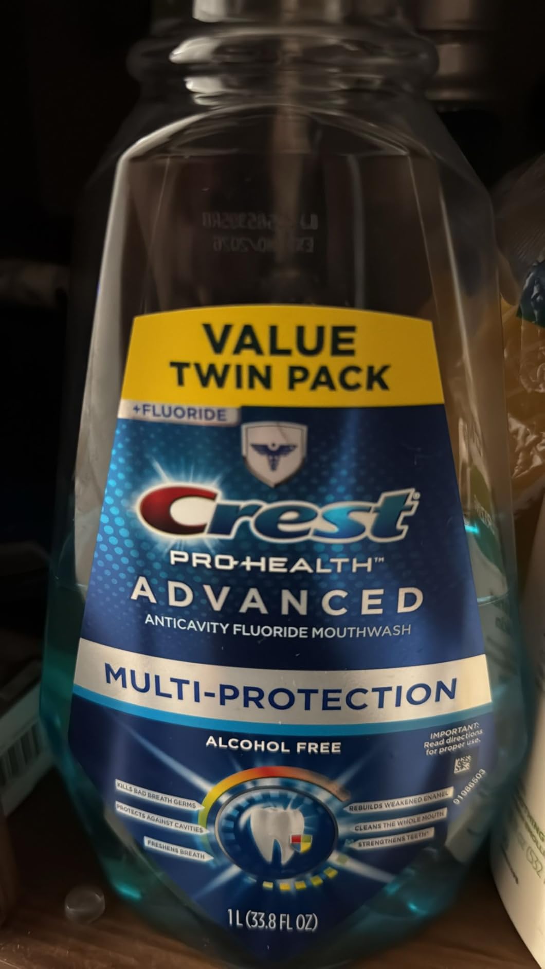 Crest Pro-Health Advanced Mouthwash, Alcohol Free, Multi-Protection, Fresh Mint, 1 L (33.8 fl oz), Pack of 2 - Customer Photo 4