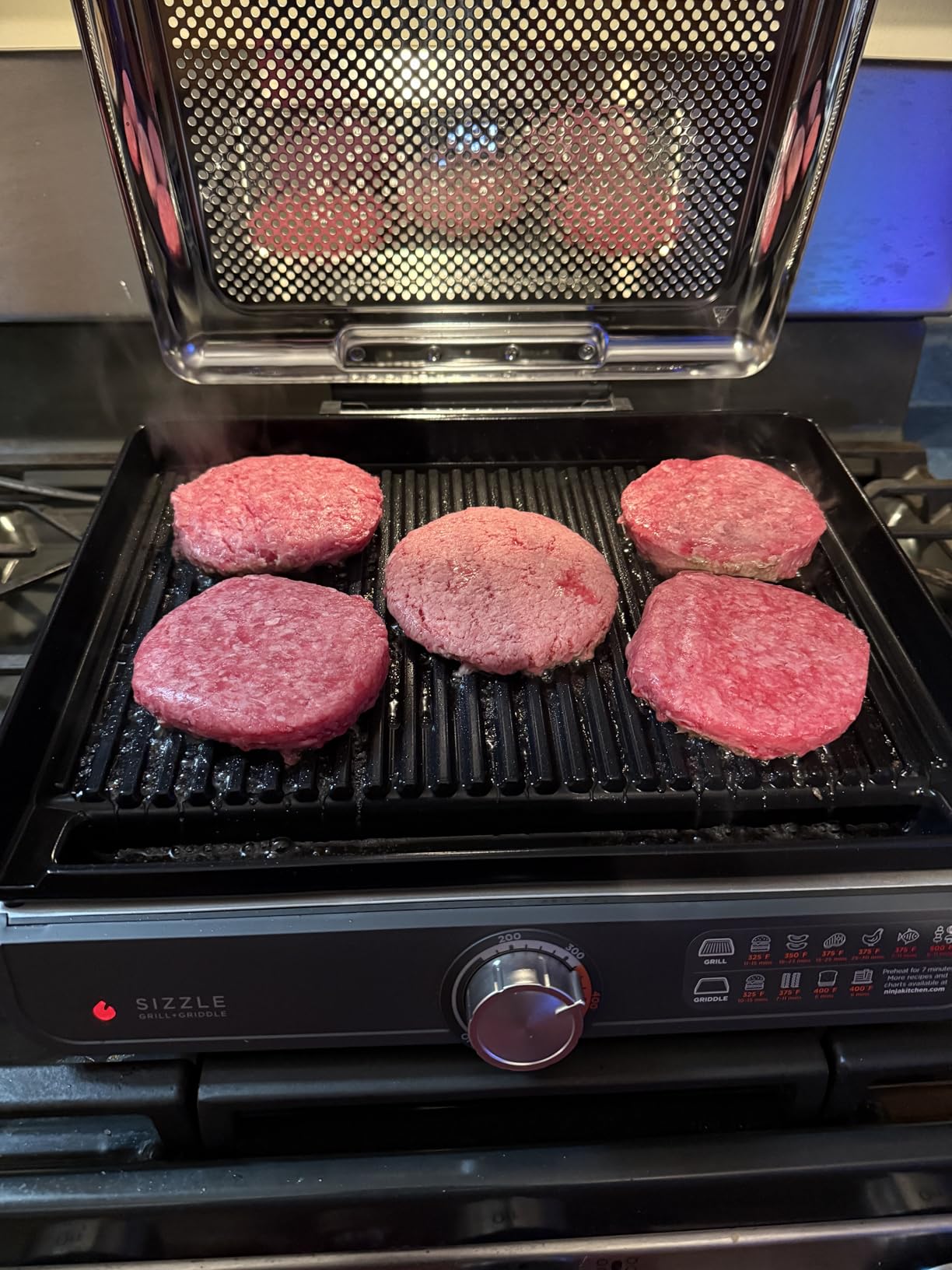 Ninja Griddle and Indoor Grill, 14 inch, Electric Grill GR101, For Steak, Burgers, Salmon, Veggies, and More, Pancake Griddle, Nonstick, Dishwasher Safe, 500F customer photo 1