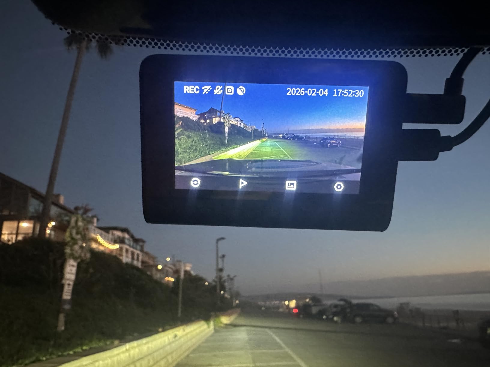 70mai A810 4K Dash Cam Front and Rear, Dual Dash Camera for Cars with Starvis 2 HDR Night Vision, 4G LTE Support, ADAS, Built in GPS & WiFi, 24/7 Parking Mode, AI Motion Detection, Time-Lapse Customer Review 70mai A810 4K Dash Cam Front and Rear, Dual Dash Camera for Cars with Starvis 2 HDR Night Vision, 4G LTE Support, ADAS, Built in GPS & WiFi, 24/7 Parking Mode, AI Motion Detection, Time-Lapse - Customer Photo 1