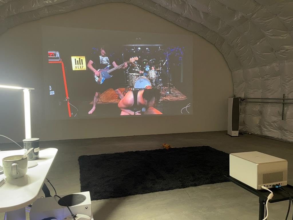 XGIMI HORIZON Ultra 4K Projector, Dolby Vision, 2300 ISO Lumens, 2 x 12W Harman Kardon Speakers, Home Theater Projector with WiFi and Bluetooth, Dual Light, Active 3D, 200