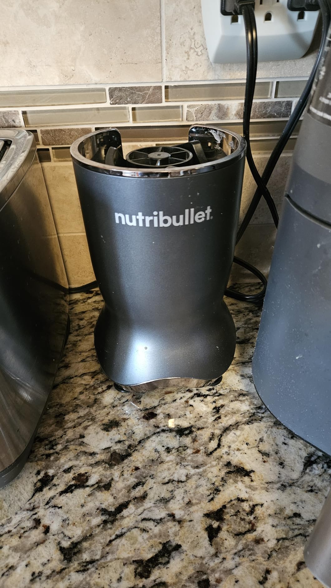 nutribullet Ultra Personal Blender NB50500, 32 oz, Gray - Customer Photo 1