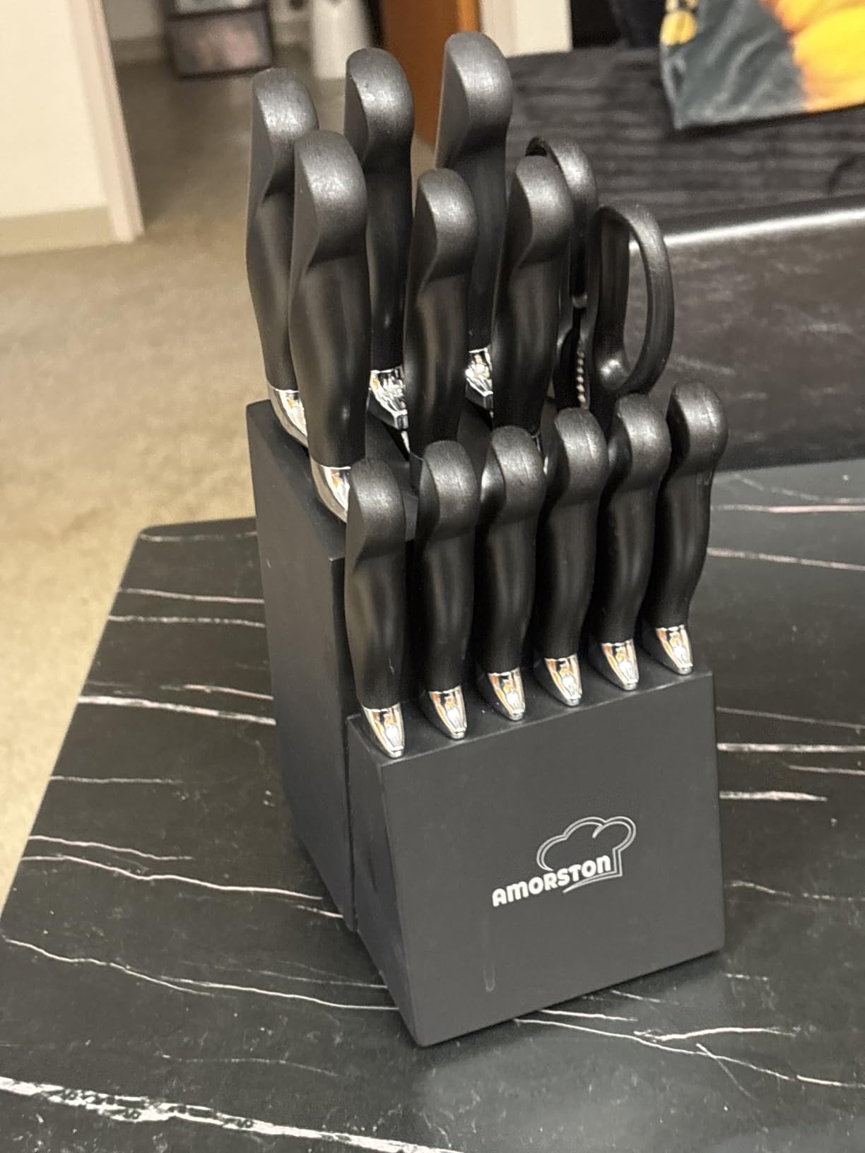Knife Set, Amorston 15 Pieces Knife Sets for Kitchen with Block, Dishwasher Safe Kitchen Knife Set with Built in Sharpener Block, German Stainless Steel Knife Block Set, Black customer photo 1