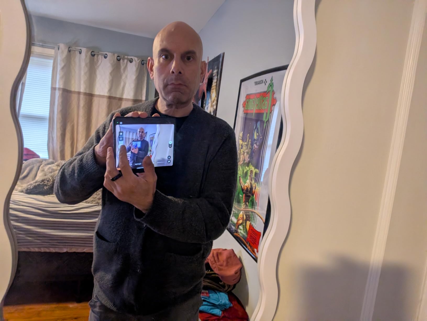 Google Pixel Fold - Unlocked Android 5G Smartphone with Telephoto Lens and Ultrawide Lens - Foldable Display - 24-Hour Battery - Obsidian - 256 GB (Renewed) customer photo 2