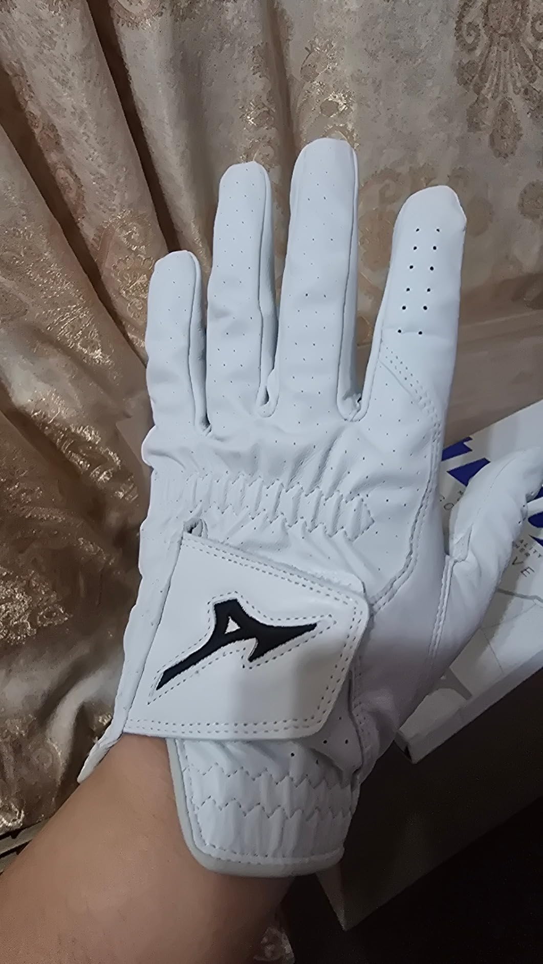Mizuno Men's Tour Golf Glove Customer Review Mizuno Men's Tour Golf Glove - Customer Photo 1