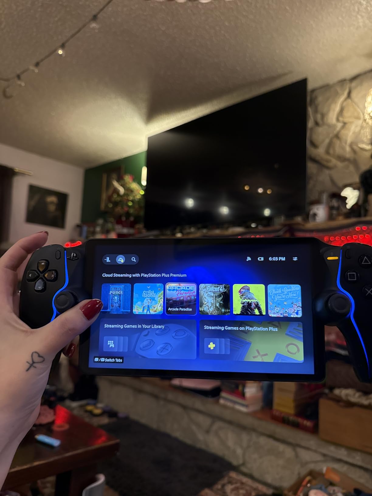 PlayStation 5 Portal Remote Player customer photo 1