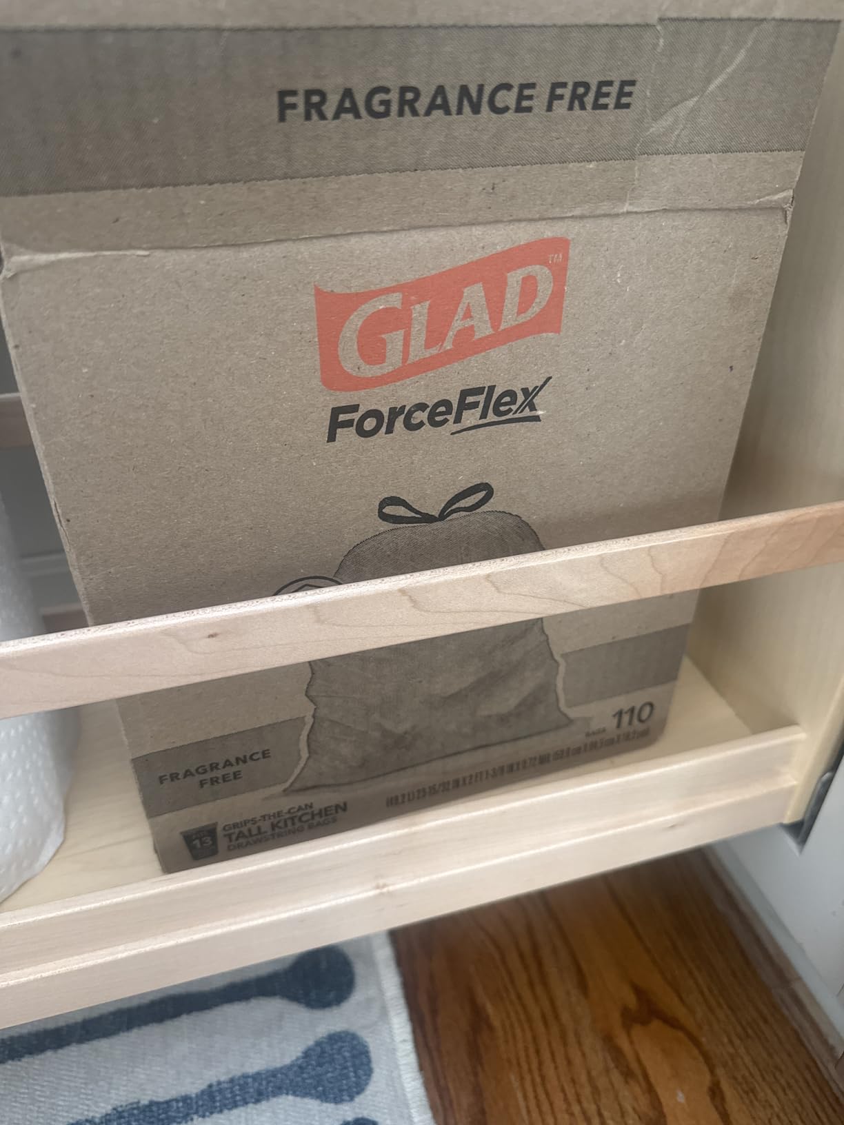 Glad ForceFlex Tall Kitchen Drawstring Trash Bags, 13 Gal, Fragrance Free, 110 Ct - Customer Photo 1