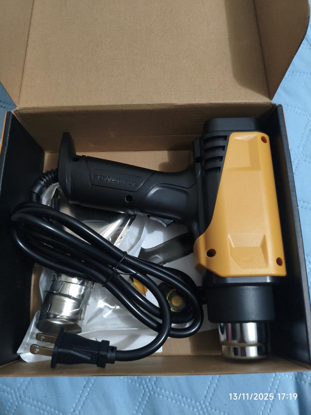 SEEKONE 1800W Heat Gun Compact Design Heavy Duty Hot Air Gun 122℉-1202℉（50℃- 650℃）Variable Temperature Control for 2 Speed Settings with 4 Nozzels for Crafts, Vinyl Wrap, Shrink Tubing - Customer Photo 1