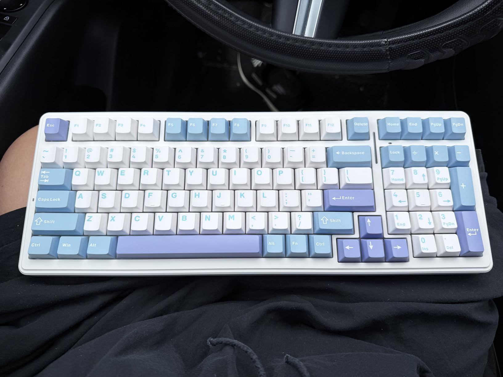 AULA F99 Wireless Mechanical Keyboard,Tri-Mode BT5.0/2.4GHz/USB-C Hot Swappable Custom Keyboard,Pre-lubed Linear Switches,RGB Backlit Computer Gaming Keyboards for PC/Tablet/PS/Xbox customer photo 2