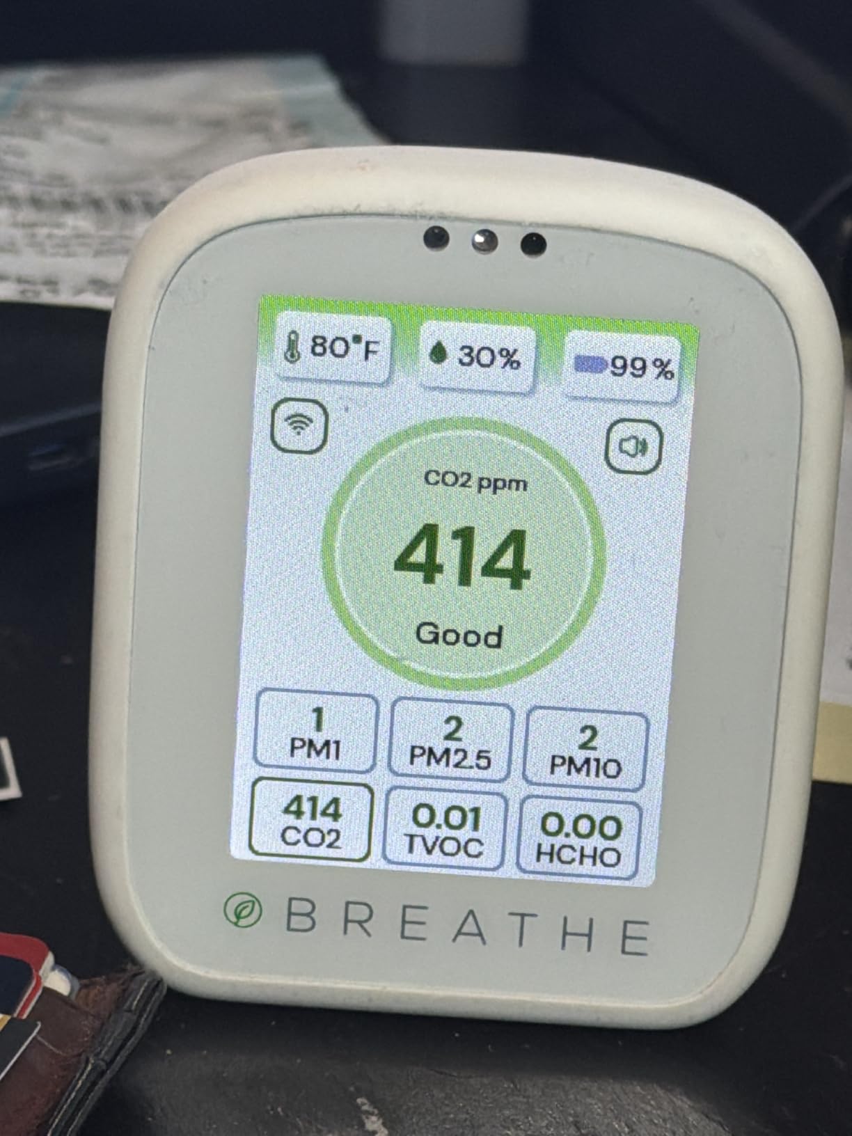 BREATHE Airmonitor Plus: Smart Air Quality Monitor Indoor - 8-in-1 CO2 Meter, Formaldehyde Detector, VOC Meter, PM1/2.5/10, Temperature & Humidity - Air Quality Tester for Home with App - Customer Photo 1