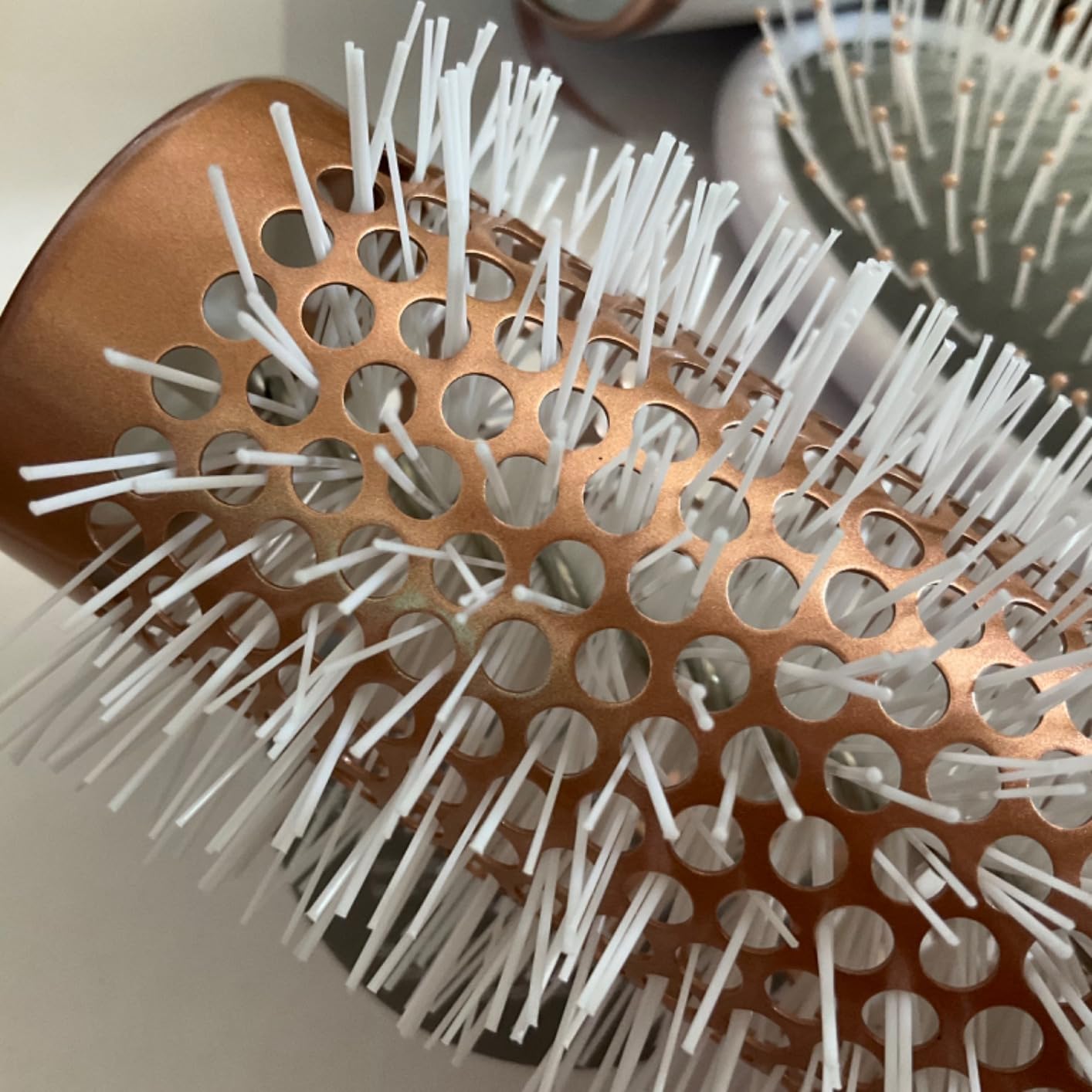 T3 AireLuxe Professional Ionic Hair Dryer and Brush Set, with 5 Heat and 3 Speed Settings, Ion Generator, Cool Shot, Includes Paddle Brush and 2.5 T3 AireLuxe Professional Ionic Hair Dryer and Brush Set, with 5 Heat and 3 Speed Settings, Ion Generator, Cool Shot, Includes Paddle Brush and 2.5
