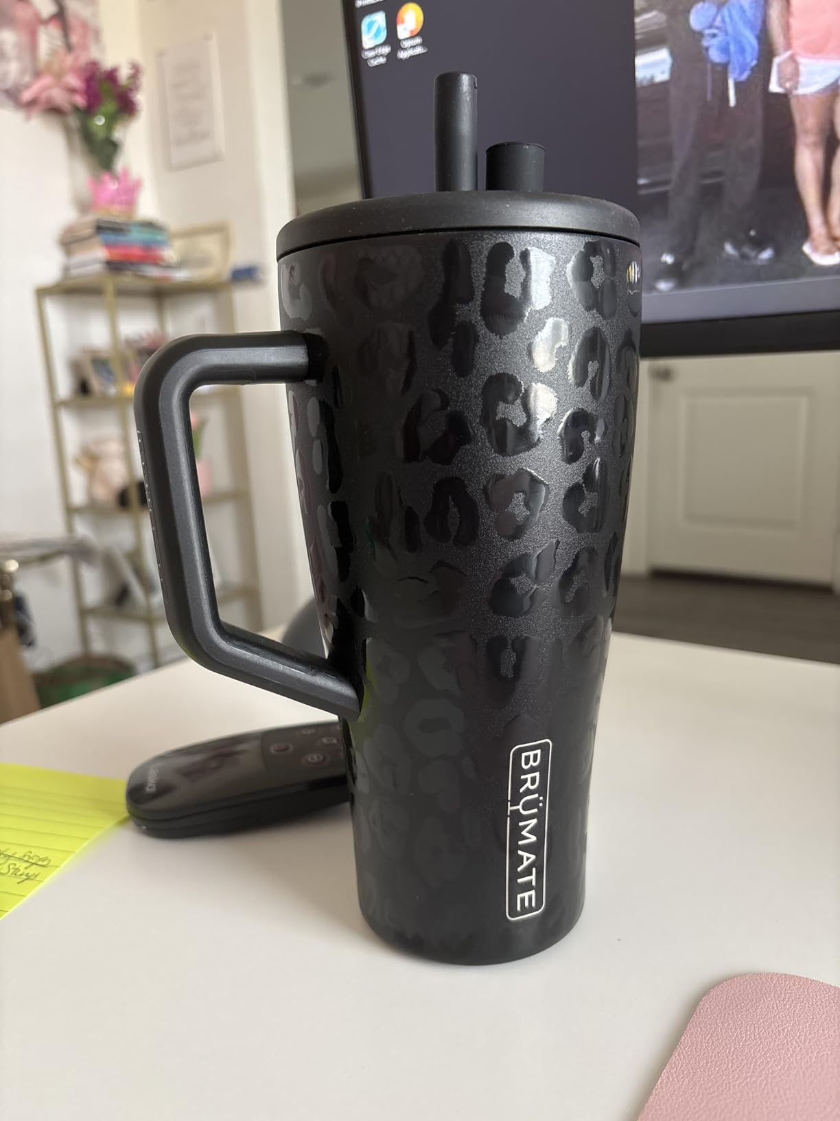 BruMate Era 40 oz Tumbler with Handle and Straw | 100% Leakproof Insulated Water Bottle Tumbler with Lid and Flexible SoftSip Straw | Made of Stainless Steel | Cup Holder Friendly | 40oz (Dark Aura) customer photo 1