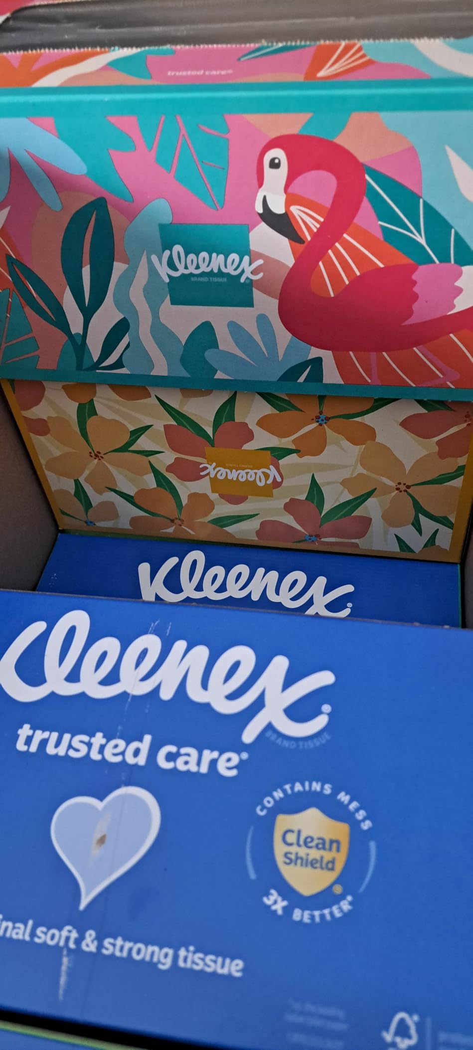 Kleenex Trusted Care Facial Tissues, 8 Flat Boxes, 200 Tissues per Box, 2-Ply, Packaging May Vary - Customer Photo 2