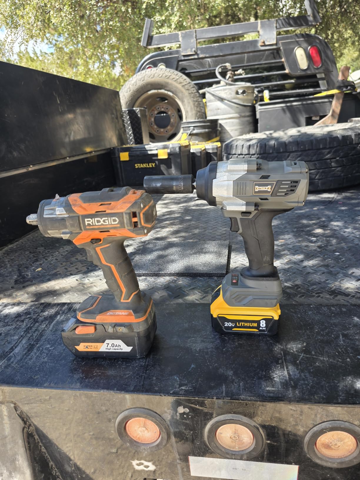 Cordless Impact Wrench 1/2 inch Compatible with DeWalt 20v Battery, 1000Ft-lbs(1360N.m) High Torque Impact Driver with 4-Modes, LED Light, Electric Impact Gun for Car/Truck/Mower(Bare Tool) customer photo 1