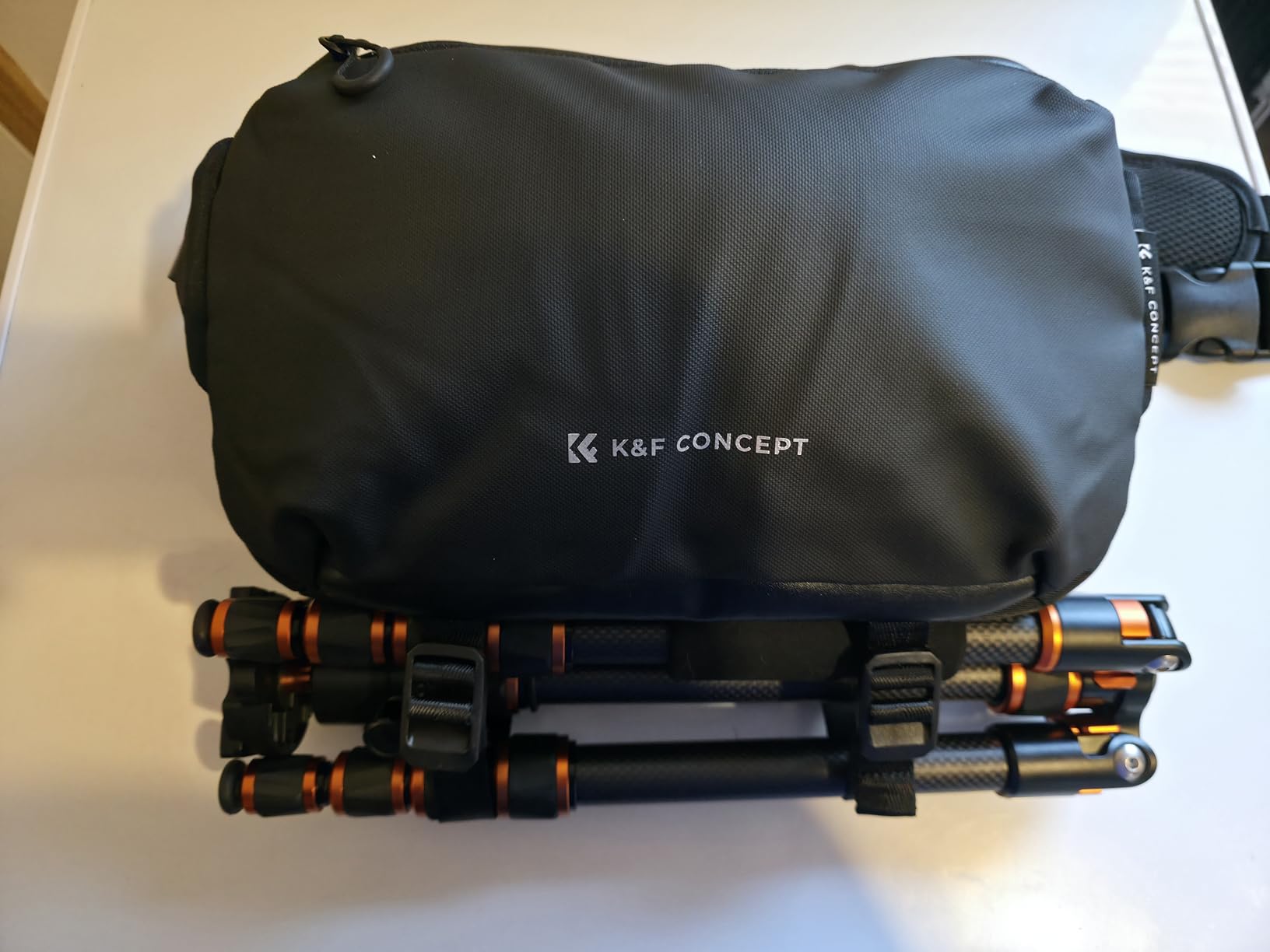 K&F Concept 2 in 1 Sling Bag Everyday Shoulder Bag & Multifunction Photography Crossbody Camera DSLR Backpack - Customer Photo 1