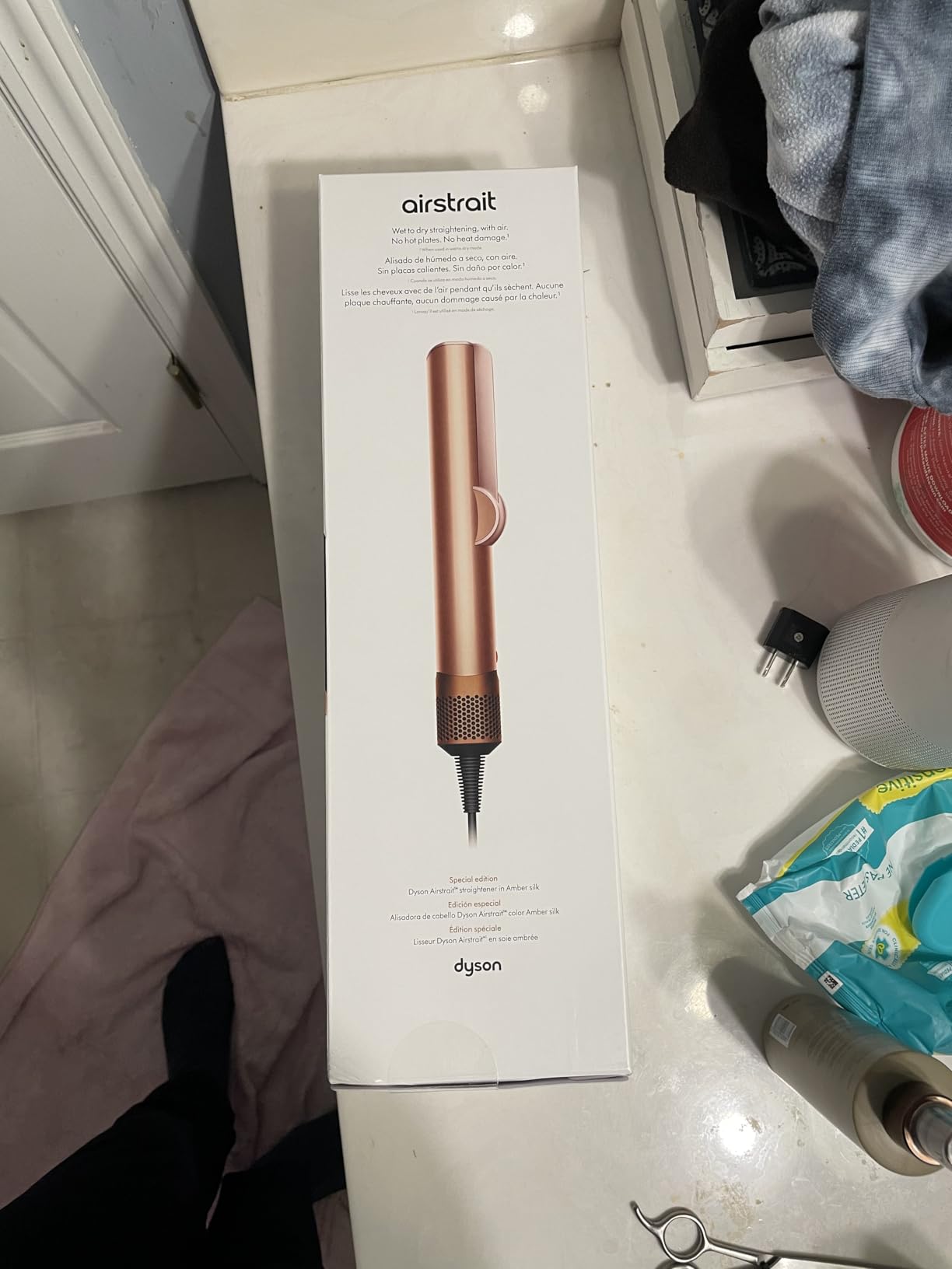 Dyson Airstrait Straightener, Wet to Dry Hair Straightener, No Heat Damage, No Hot Plates, All Hair Types customer photo 1