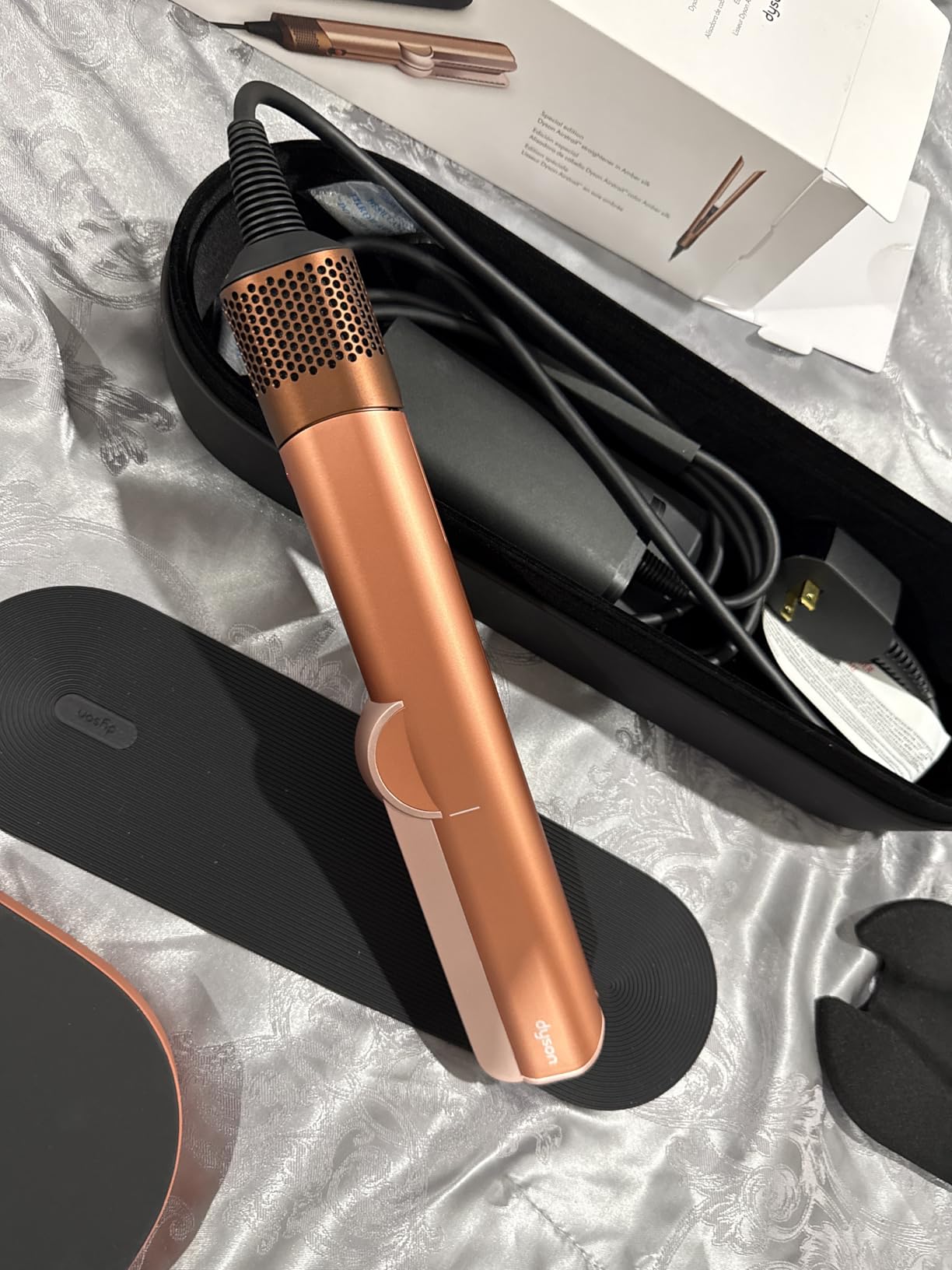 Dyson Airstrait Straightener, Wet to Dry Hair Straightener, No Heat Damage, No Hot Plates, All Hair Types customer photo 2