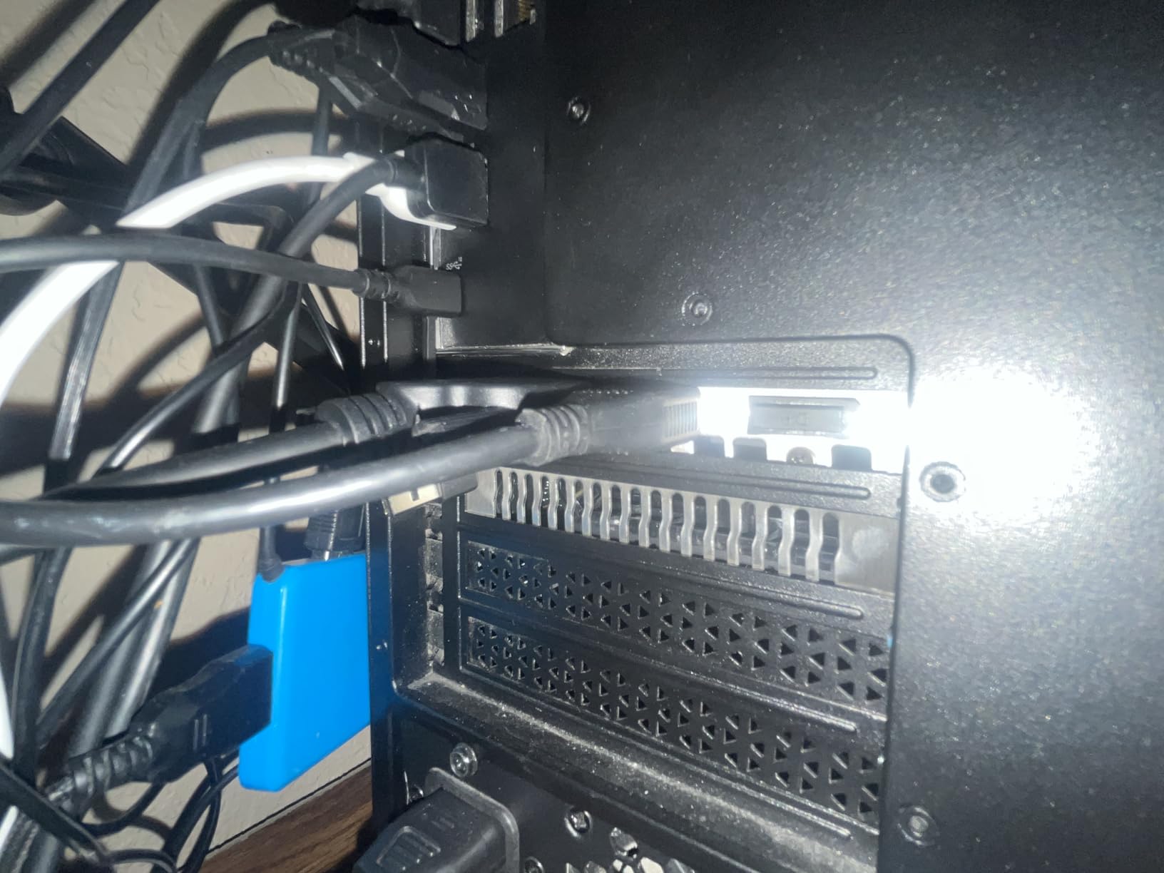 ASUS Dual NVIDIA GeForce RTX 3050 6GB OC Edition Gaming Graphics Card - PCIe 4.0, 6GB GDDR6 customer photo 2