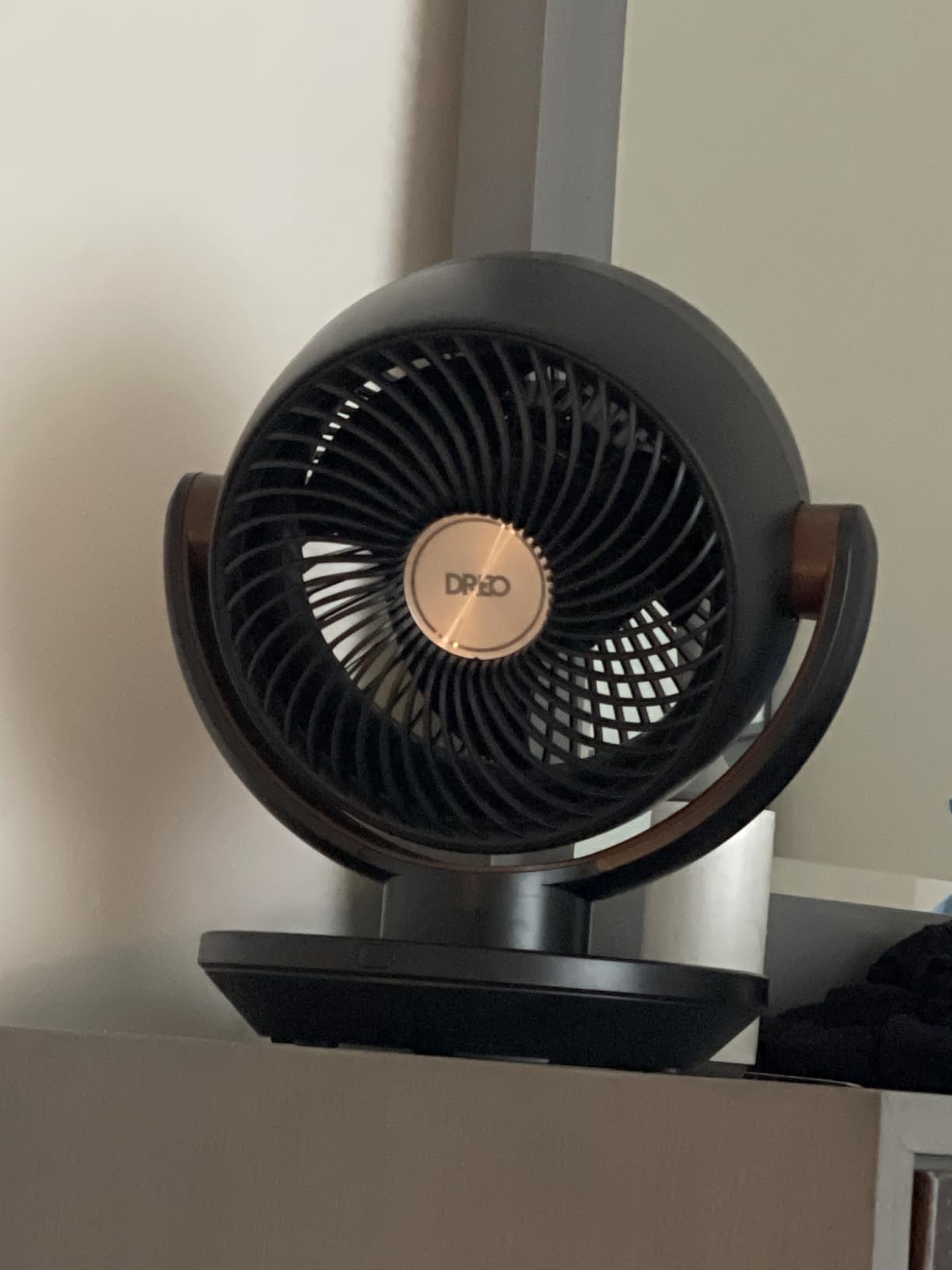Dreo Fan for Bedroom, Desk Air Circulator Fan with Remote, 11 Inch Table Fans for Whole Room, 60ft Powerful Airflow, 120° Vertical Manual +90° Oscillating, 4 Speeds, 8H Timer, Quiet Fan, Home Customer Review Dreo Fan for Bedroom, Desk Air Circulator Fan with Remote, 11 Inch Table Fans for Whole Room, 60ft Powerful Airflow, 120° Vertical Manual +90° Oscillating, 4 Speeds, 8H Timer, Quiet Fan, Home - Customer Photo 1