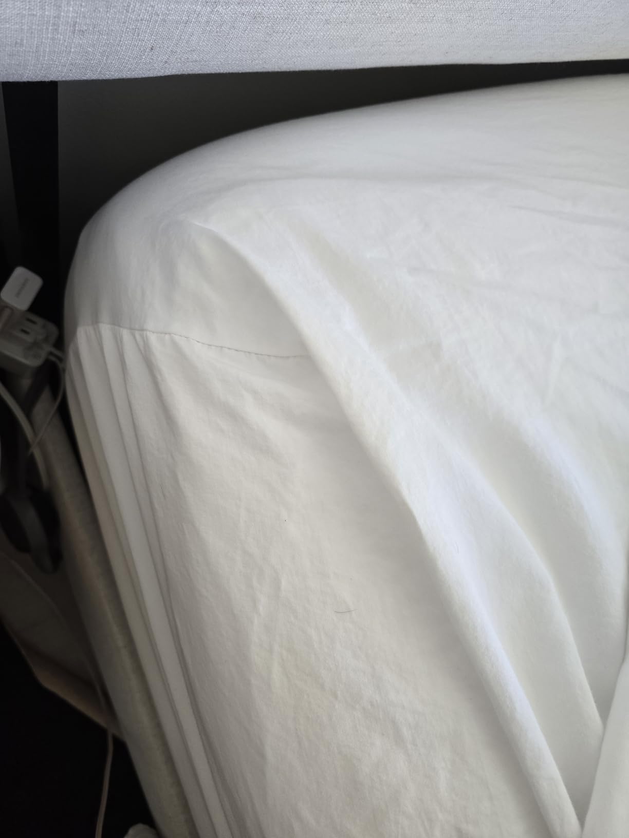 THREAD SPREAD 100% Egyptian Cotton Queen Sheets Set - 1200 Thread Count Luxury Egyptian Cotton Sheets Queen Size Deep Pocket (4 PC, White), Soft, Cooling, Sateen Weave High Thread Count Sheet Set Customer Review THREAD SPREAD 100% Egyptian Cotton Queen Sheets Set - 1200 Thread Count Luxury Egyptian Cotton Sheets Queen Size Deep Pocket (4 PC, White), Soft, Cooling, Sateen Weave High Thread Count Sheet Set - Customer Photo 2