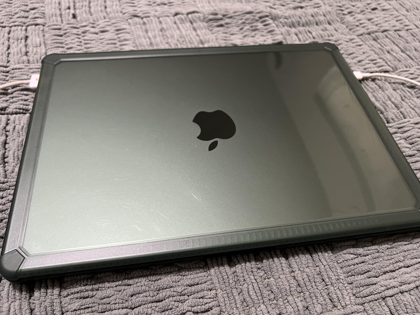 MOSISO Compatible with MacBook Pro 14 inch Case 2026-2021 M5 M4 M3 M2 M1 A3434 A3112 A3185 A3401 A2918 A2992 A2779 A2442, Anti-Cracking TPU Bumper Hard Shell&Keyboard Skin&Screen Film, Emerald Green - Customer Photo 2