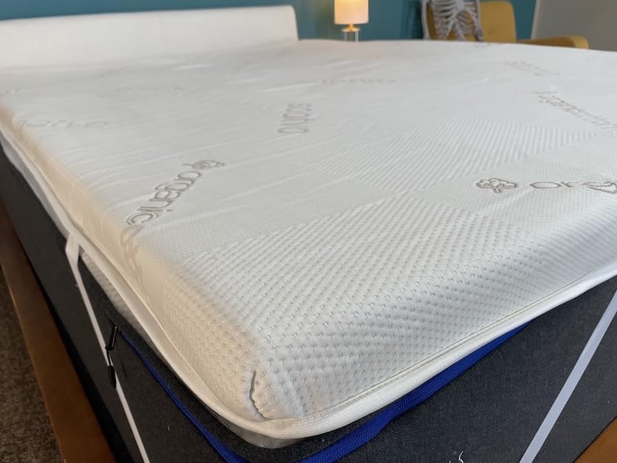 Saatva Graphite Memory Foam Mattress Topper - 3-inch Memory Foam Layer - Enhanced Comfort & Cooling - Queen Customer Review Saatva Graphite Memory Foam Mattress Topper - 3-inch Memory Foam Layer - Enhanced Comfort & Cooling - Queen - Customer Photo 1