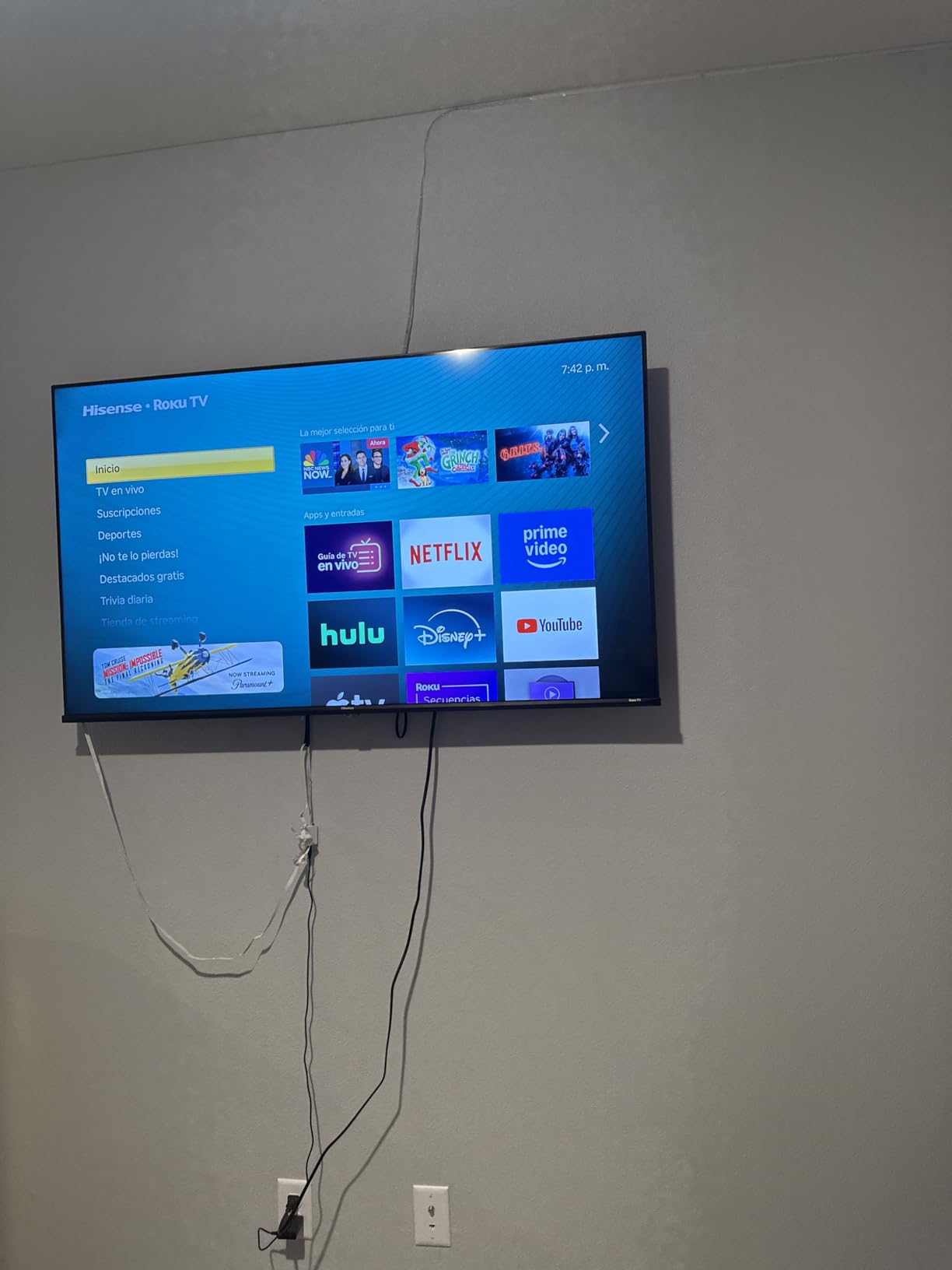A7 Series 43-Inch Class 4K UHD Smart Google TV with Voice Remote, Game Mode Plus, Chromecast Built-in (43A7N, 2024 Model) customer photo 1