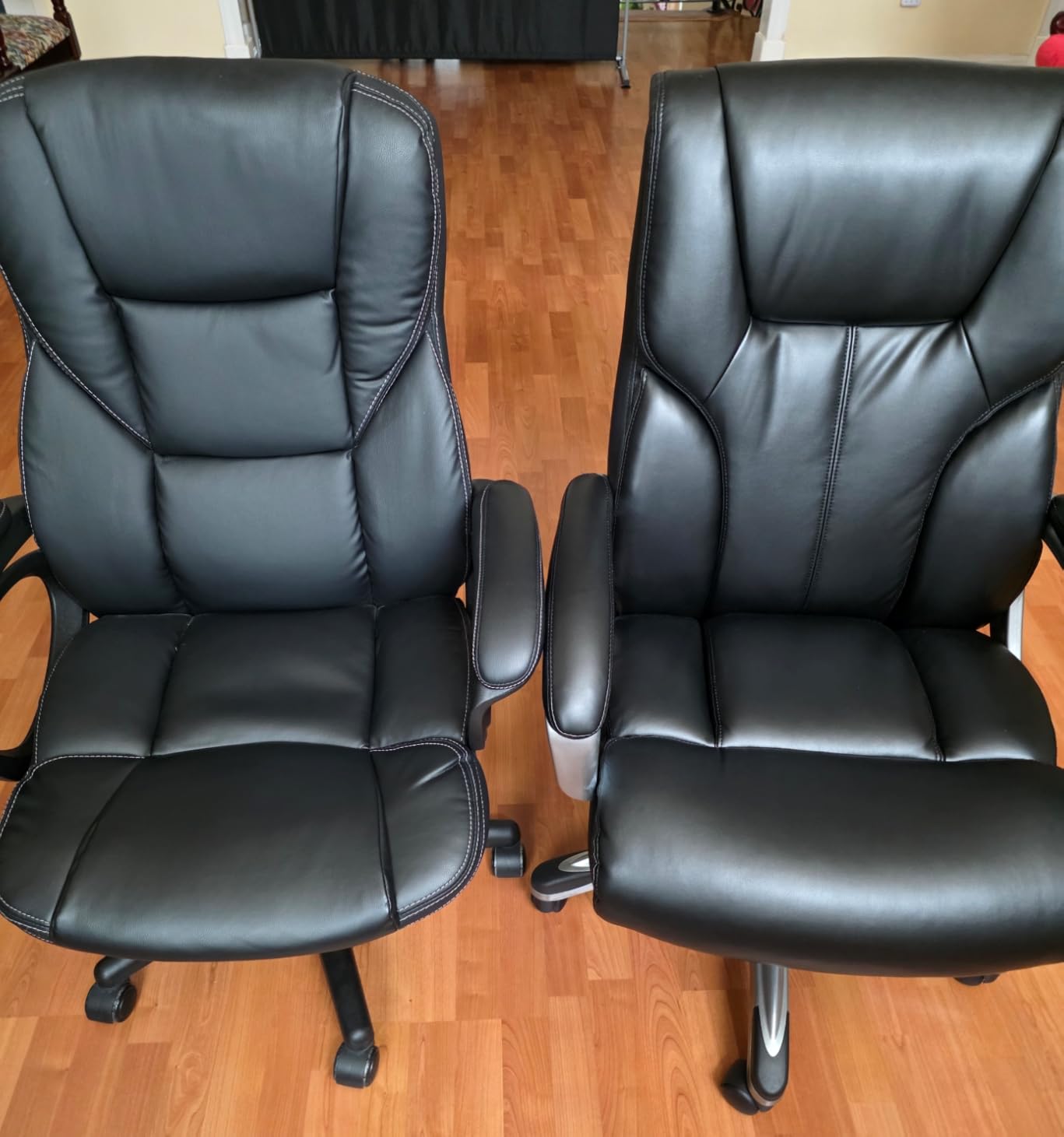 Amazon Basics Executive High Back Office Desk Chair, Adjustable Height, Tilt, Swivel, One Size, Brown/Gold Customer Review Amazon Basics Executive High Back Office Desk Chair, Adjustable Height, Tilt, Swivel, One Size, Brown/Gold - Customer Photo 1