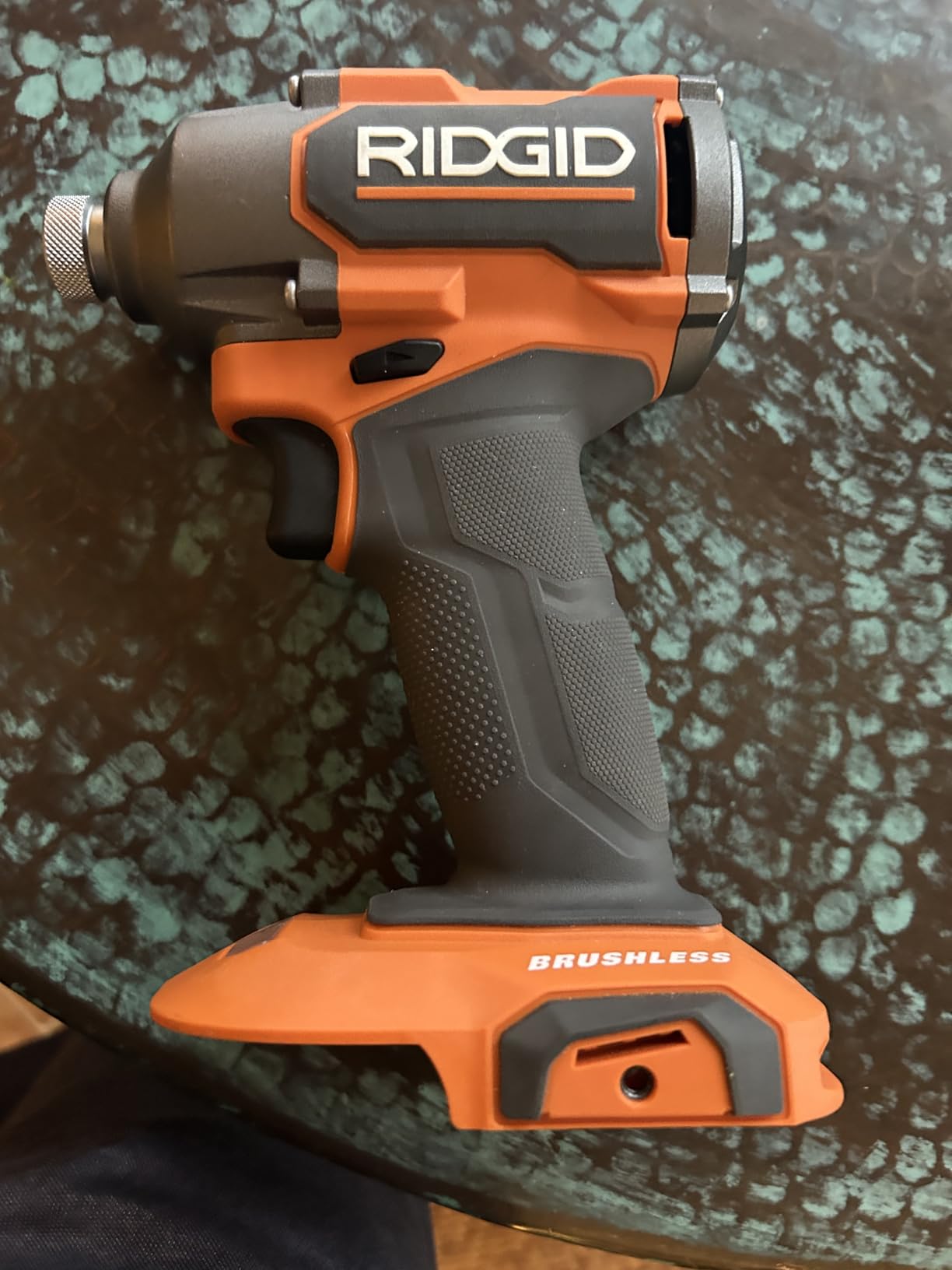 RIDGID 18V BRUSHLESS Cordless 1/4 in. Impact Driver Tool ONLY R862301B - Customer Photo 1