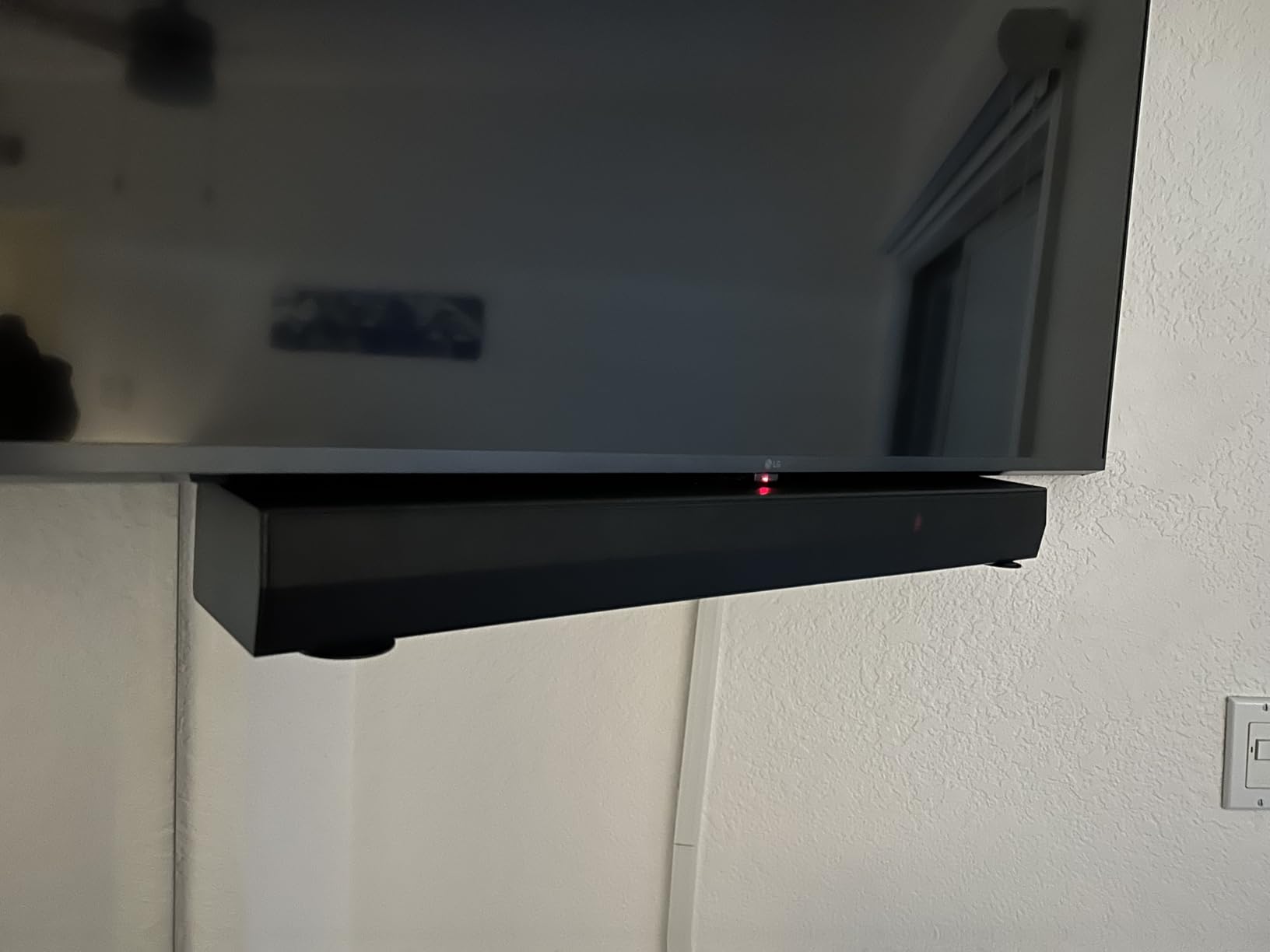 LG S40TR 4.1 ch. Home Theater Soundbar with Rear Surround Speakers and Wireless Subwoofer, Wow Interface, Dolby Audio, AI Sound Pro, 2024 Model, Amazon Exclusive customer photo 2