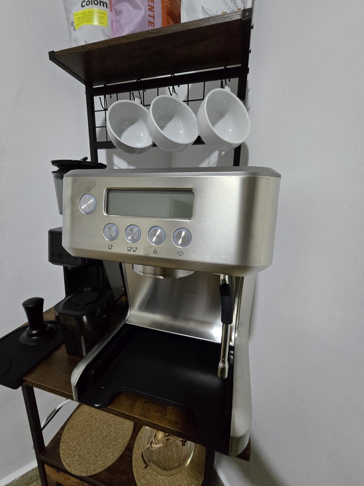 CASABREWS Ultra Espresso Machine with LCD Display, Espresso Maker with Powerful Milk Frother, Customizable Brewing Temperature customer photo 2