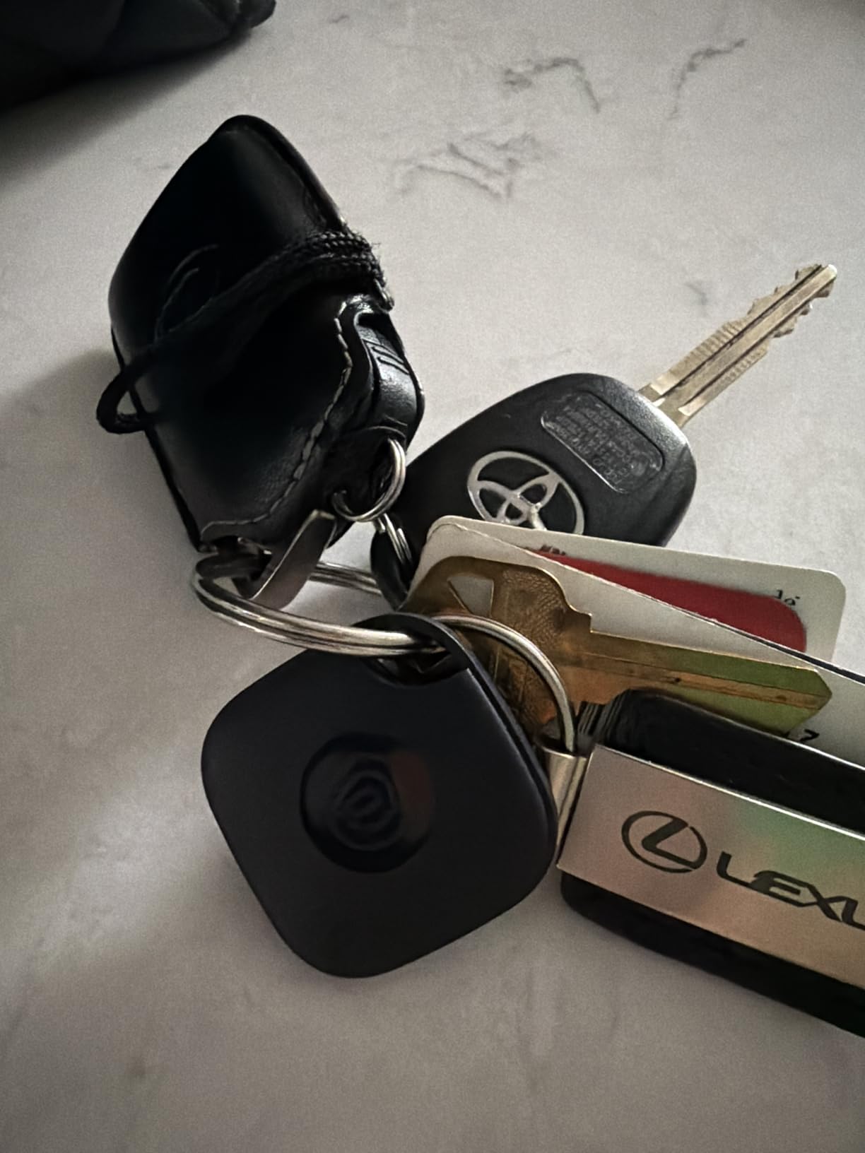 Life360 Tile - Bluetooth Tracker, Keys Finder and Item Locator for Keys, Bags and More. Phone Finder. Both iOS and Android Compatible. 1-Pack (Black) customer photo 2