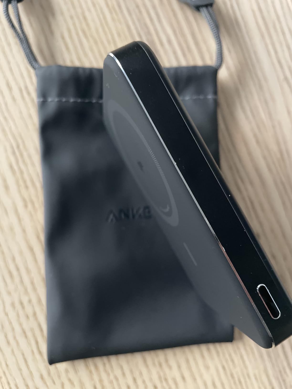 Anker MagGo Power Bank, Slim 10,000mAh Magnetic Battery Pack, Qi2 Certified 15W Ultra-Fast MagSafe Compatible Portable Charger, Ergonomic Design, for iPhone17/16/15/14 Series, and More customer photo 2