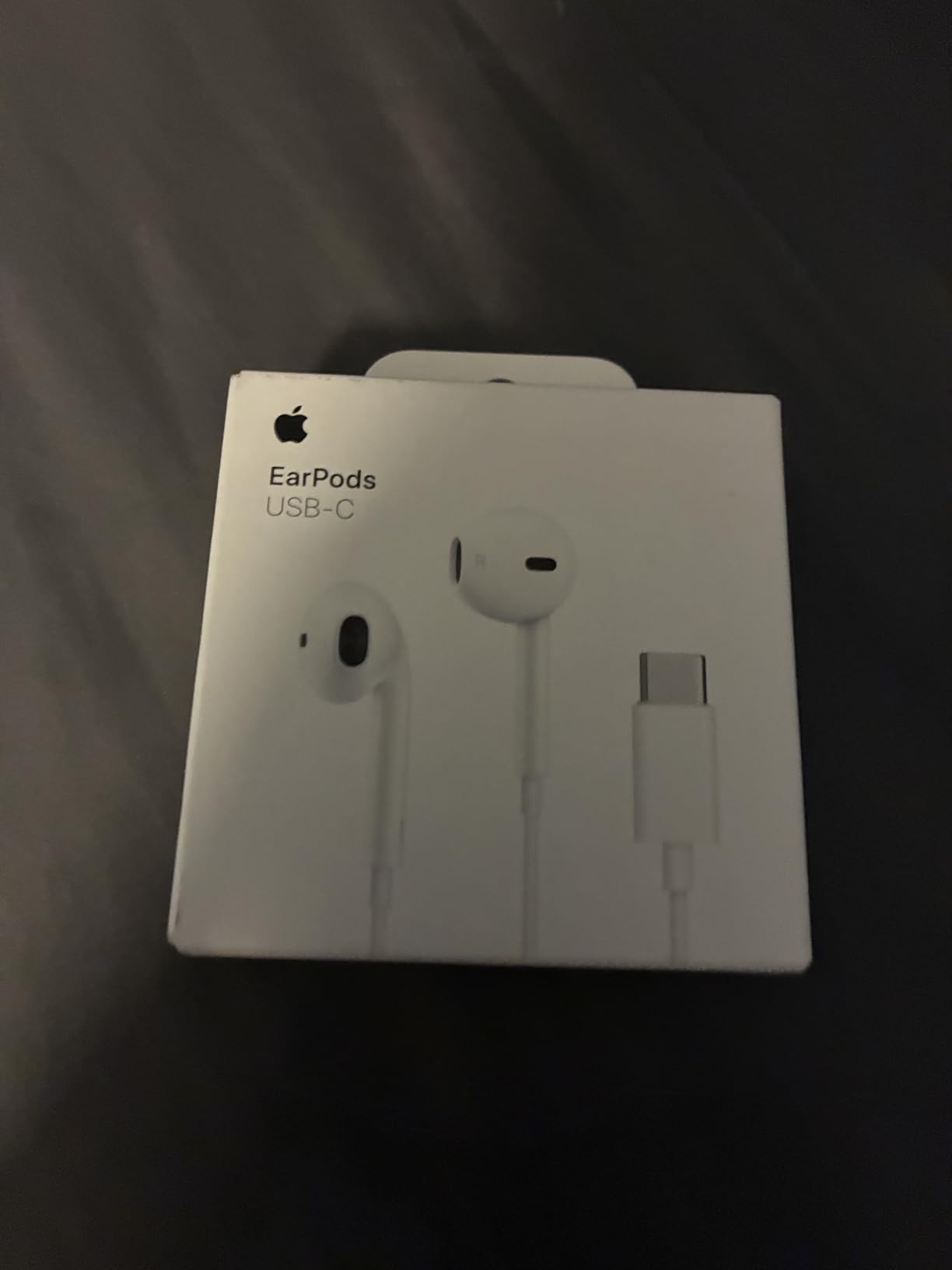 Apple EarPods Headphones with 3.5mm Plug, Wired Ear Buds with Built-in Remote to Control Music, Phone Calls, and Volume - Customer Photo 1
