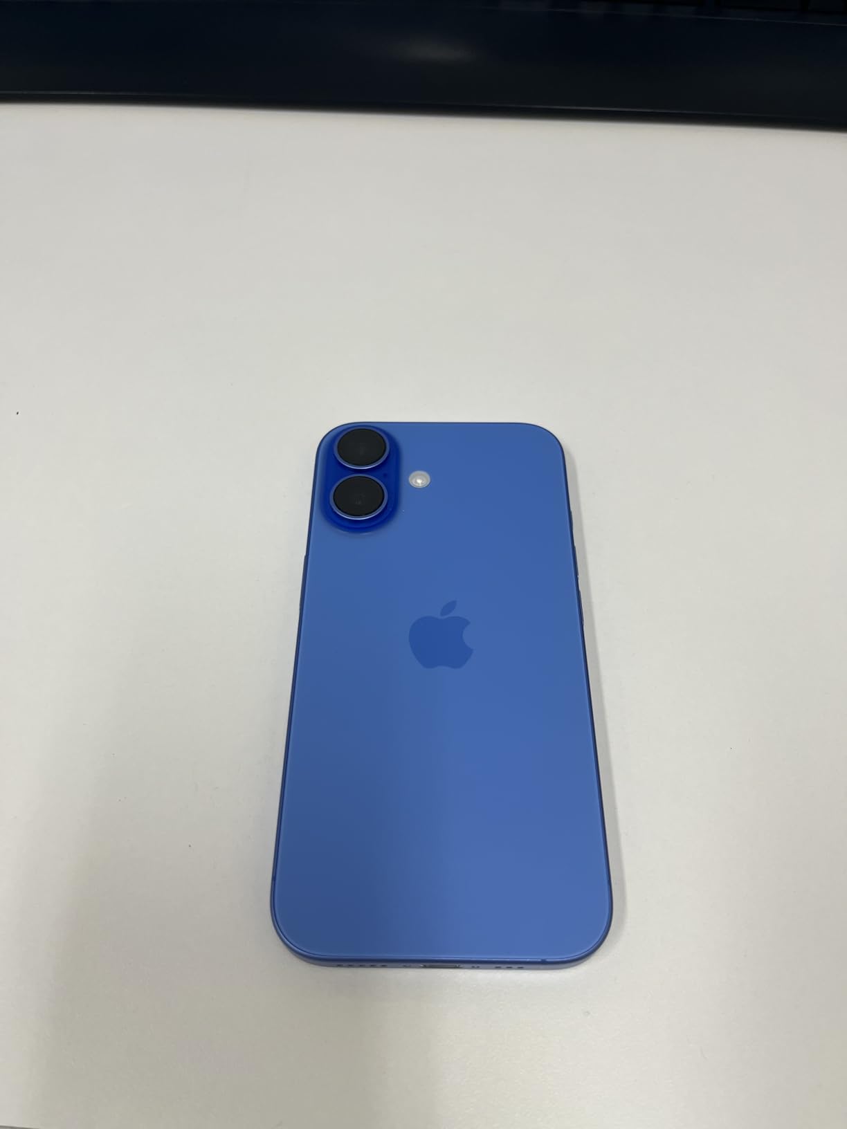 JETech Ultra Slim Case for iPhone 16 6.1 inch, Camera Lens Full Protection, Lightweight Matte Finish PP Hard Minimalist Cover (Frosted Clear) - Customer Photo 1