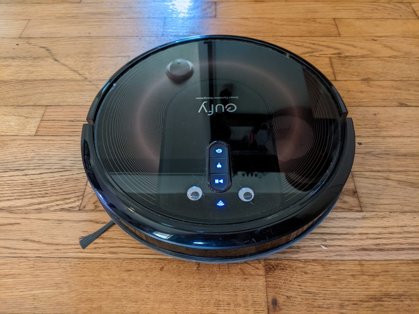 eufy Omni C20 Robot Vacuum and Mop Combo, All-in-One Station, Auto Mop Washing and Auto Drying for Hands-Free Cleaning, 7000 Pa Powerful Suction, Self Emptying, 3.35-Inch - Customer Photo 2
