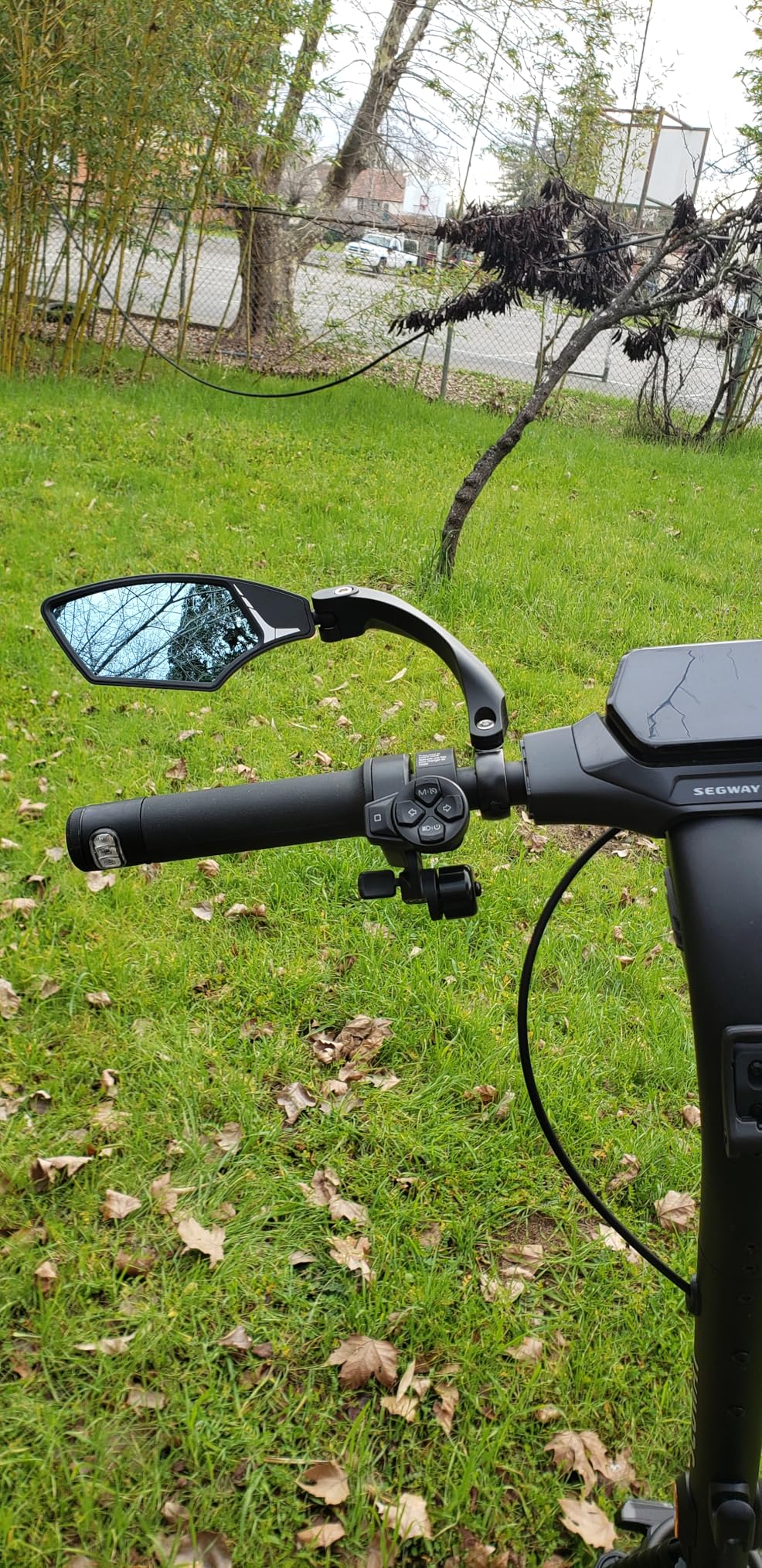 Segway ZT3 Pro Electric Scooter, Up to 24.9 MPH, 43.5-Mile Range, Dual Suspension, Flash Charge, 1600W Peak Motor, Off-Road Scooter for Adults UL Certified (UL2272/2271) customer photo 2