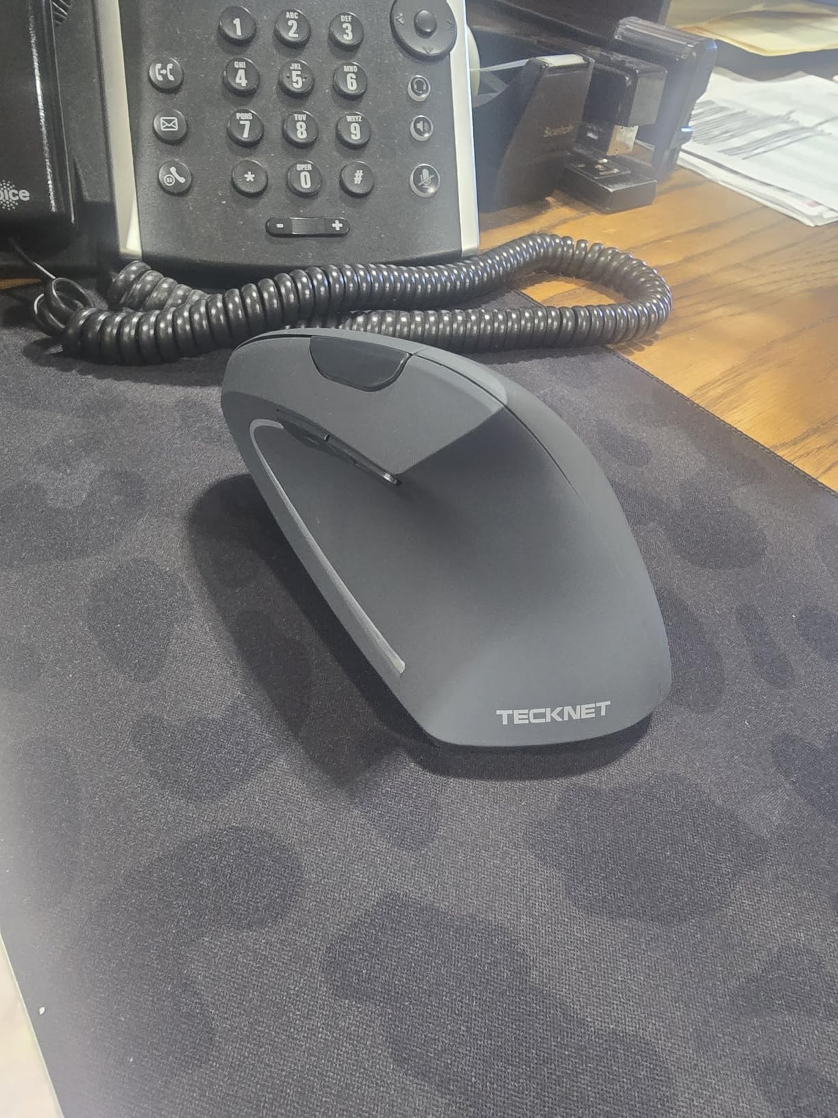 TECKNET Ergonomic Mouse, Wireless Bluetooth Vertical Mouse, 4800 DPI Optical Tracking, 6 Adjustable DPI, Quiet Clicks, 2.4GHz with USB A Receiver, 12 Months Battery, 6 Buttons, Wide Compatibility customer photo 1