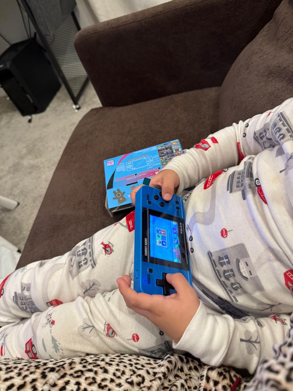Handheld Game for Kids - Preloaded 220 Retro Video Games, Portable Gaming Player with Rechargeable Battery 3.0